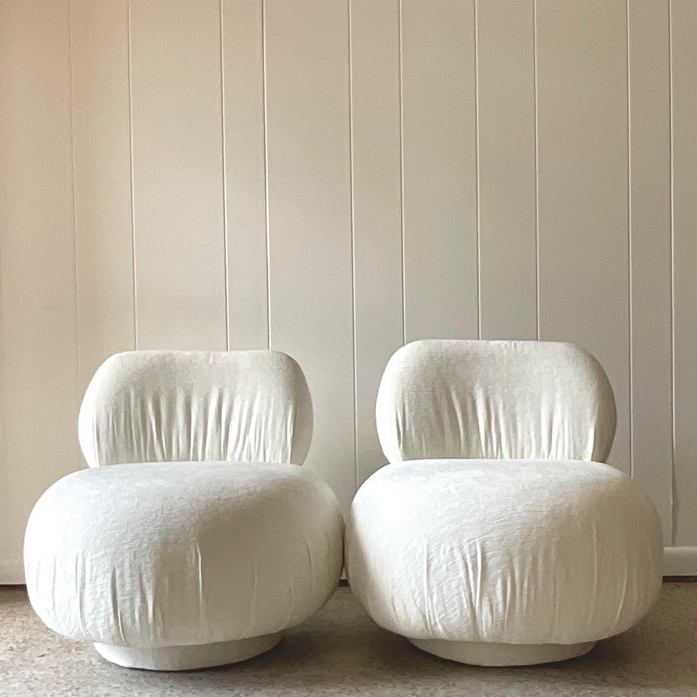 American 1980s Vintage Contemporary Steve Chase for Lazar Industries Pouf Swivel Chairs For Sale