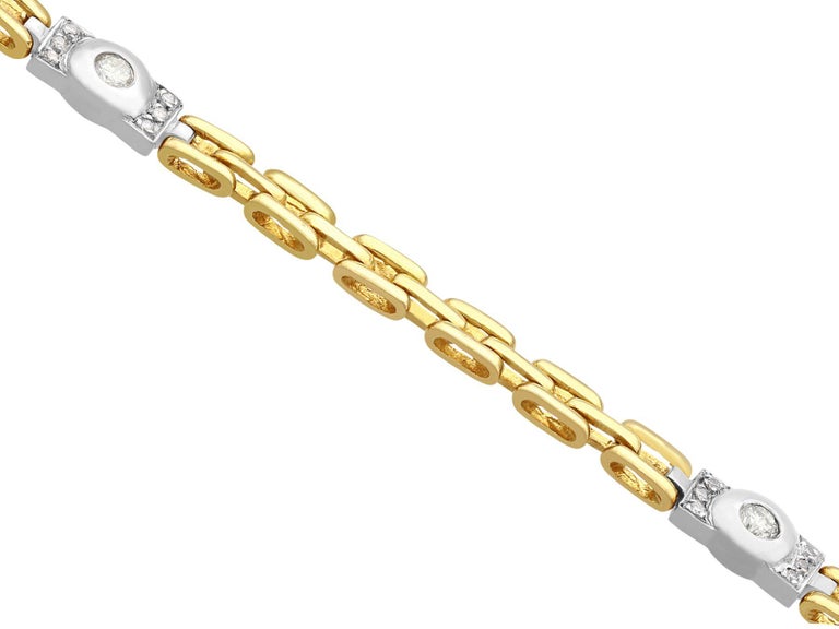 Vintage 1980s Diamond and Yellow Gold Bracelet In Excellent Condition For Sale In Jesmond, Newcastle Upon Tyne