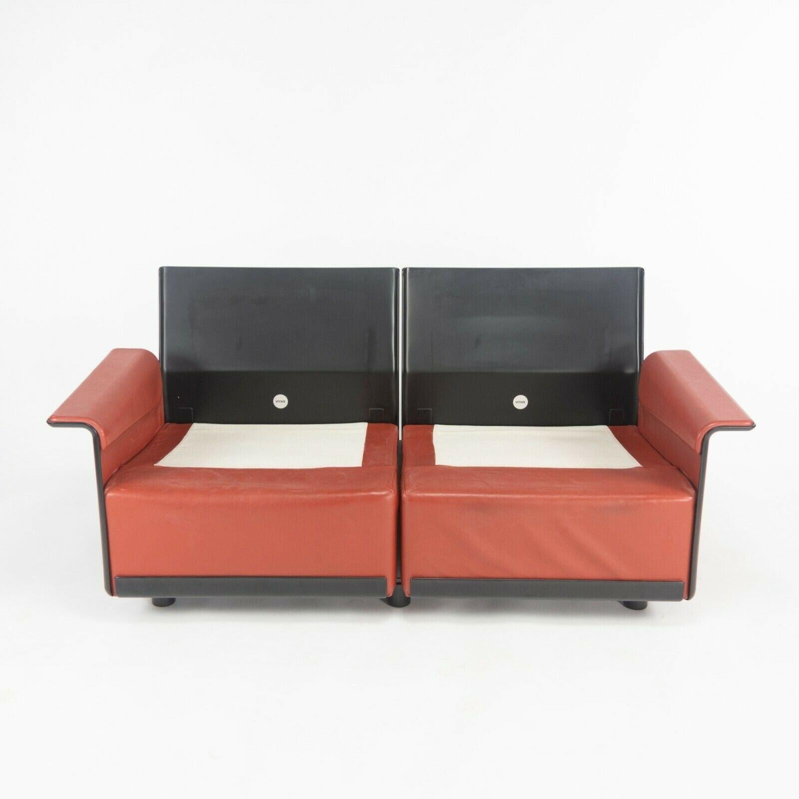 1980s Vintage Dieter Rams for Vitsoe 620 Red Leather and Black Two Seat Settee For Sale 3