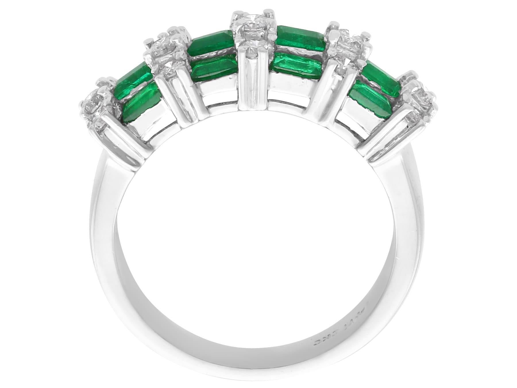 Women's or Men's 1980s Vintage Emerald and Diamond White Gold Cocktail Ring For Sale