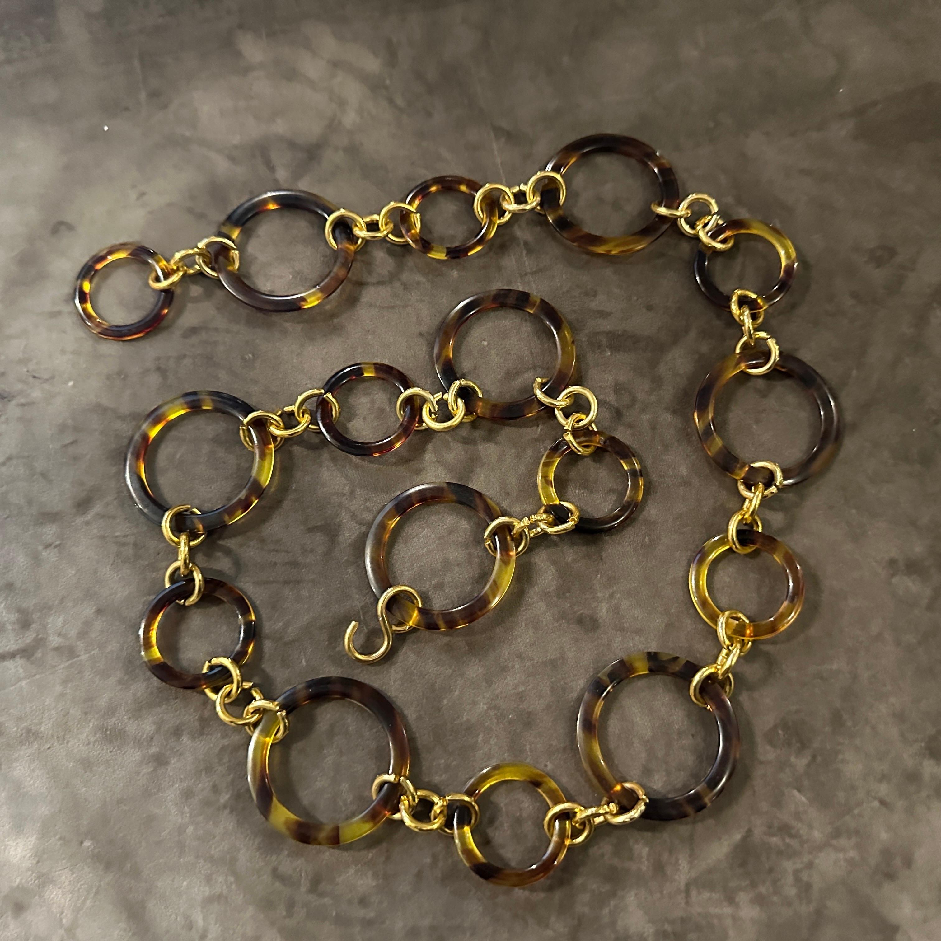 1980s Vintage Fake Tortoiseshell Lucite and Brass Italian Fashion Belt For Sale 1