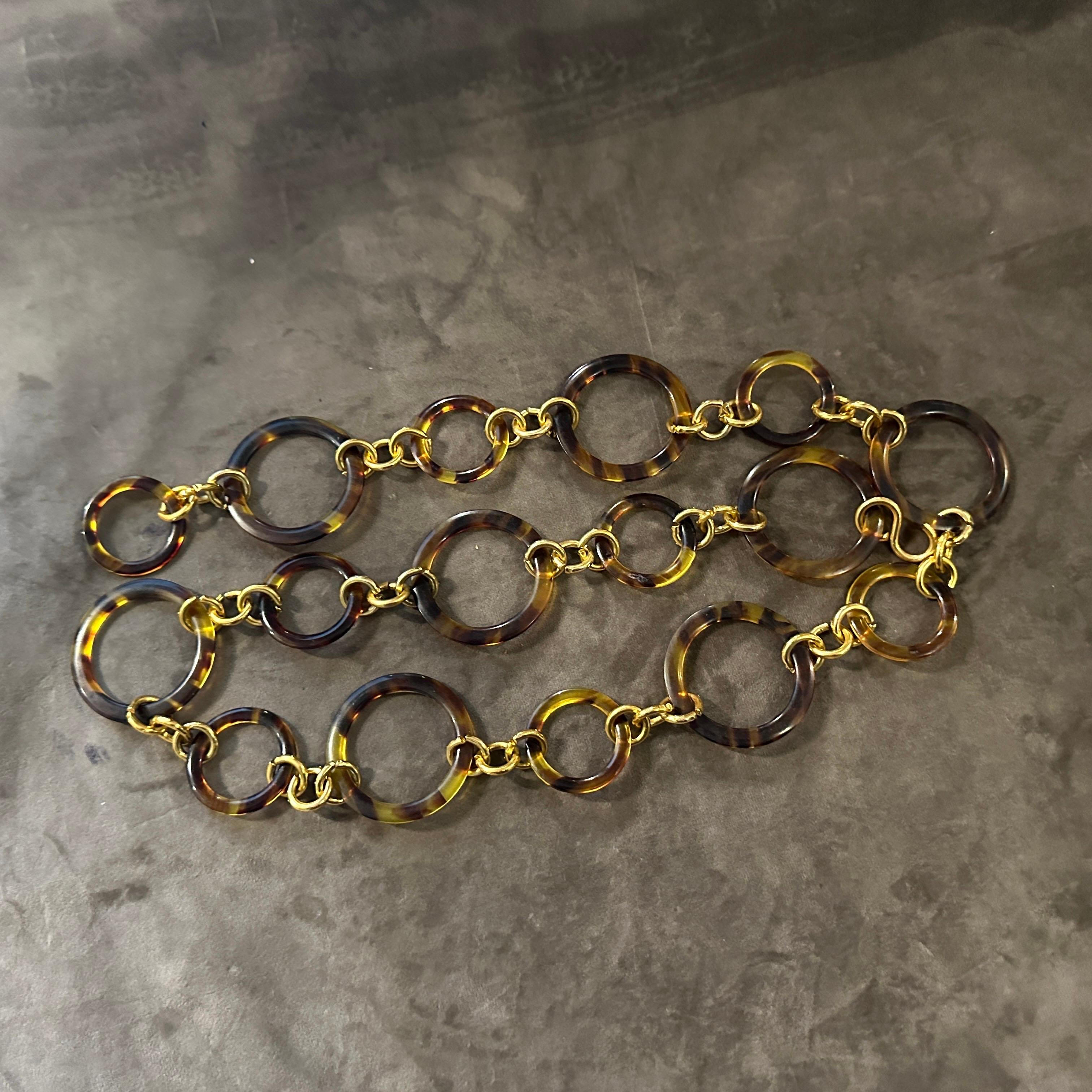 1980s Vintage Fake Tortoiseshell Lucite and Brass Italian Fashion Belt For Sale 3