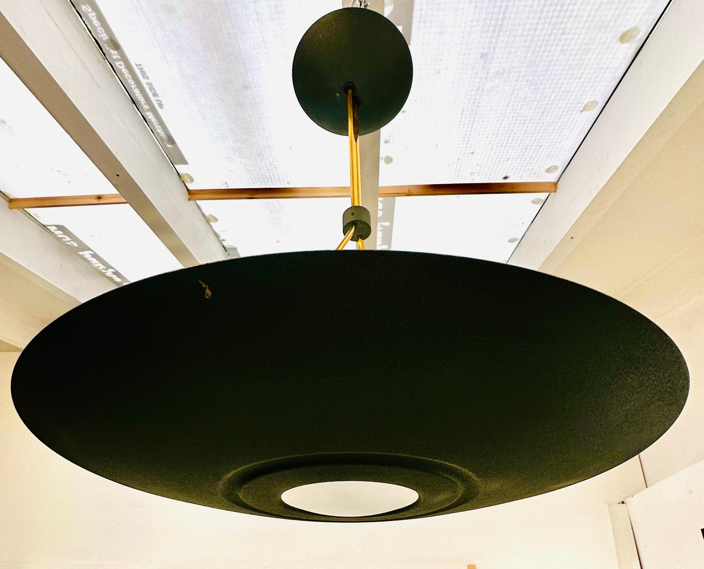 1980s Vintage French LG Paris UFO Space Age Halogen Ceiling Pendant Uplighter In Good Condition For Sale In London, GB