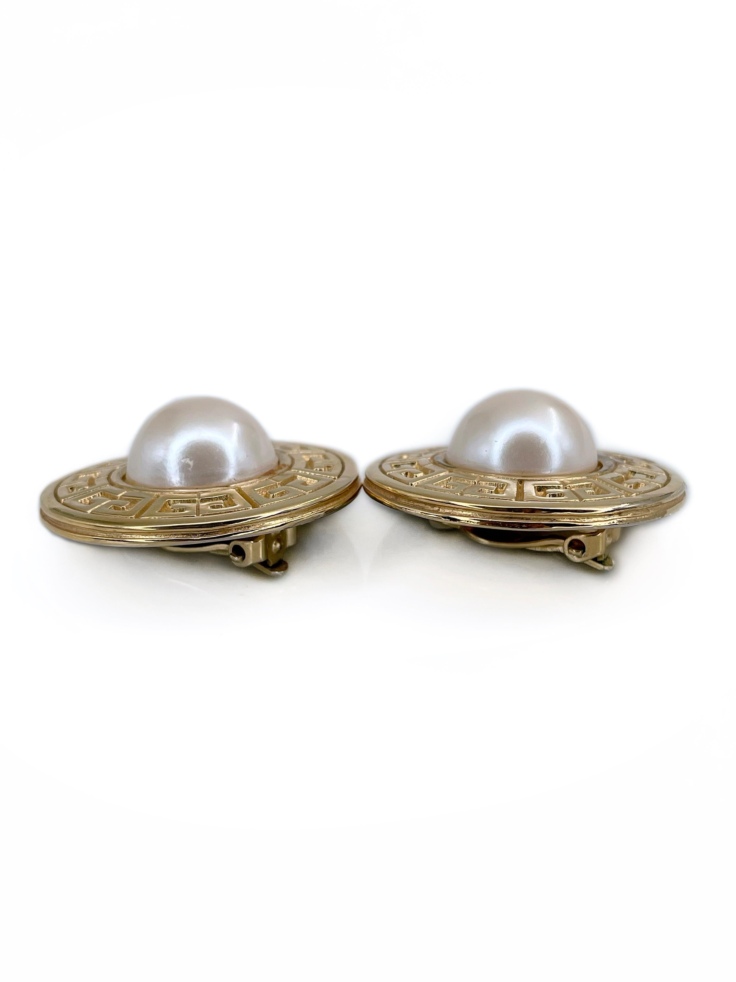 Modern 1980s Vintage Givenchy Logo Gold Tone Pearl Round Clip On Earrings