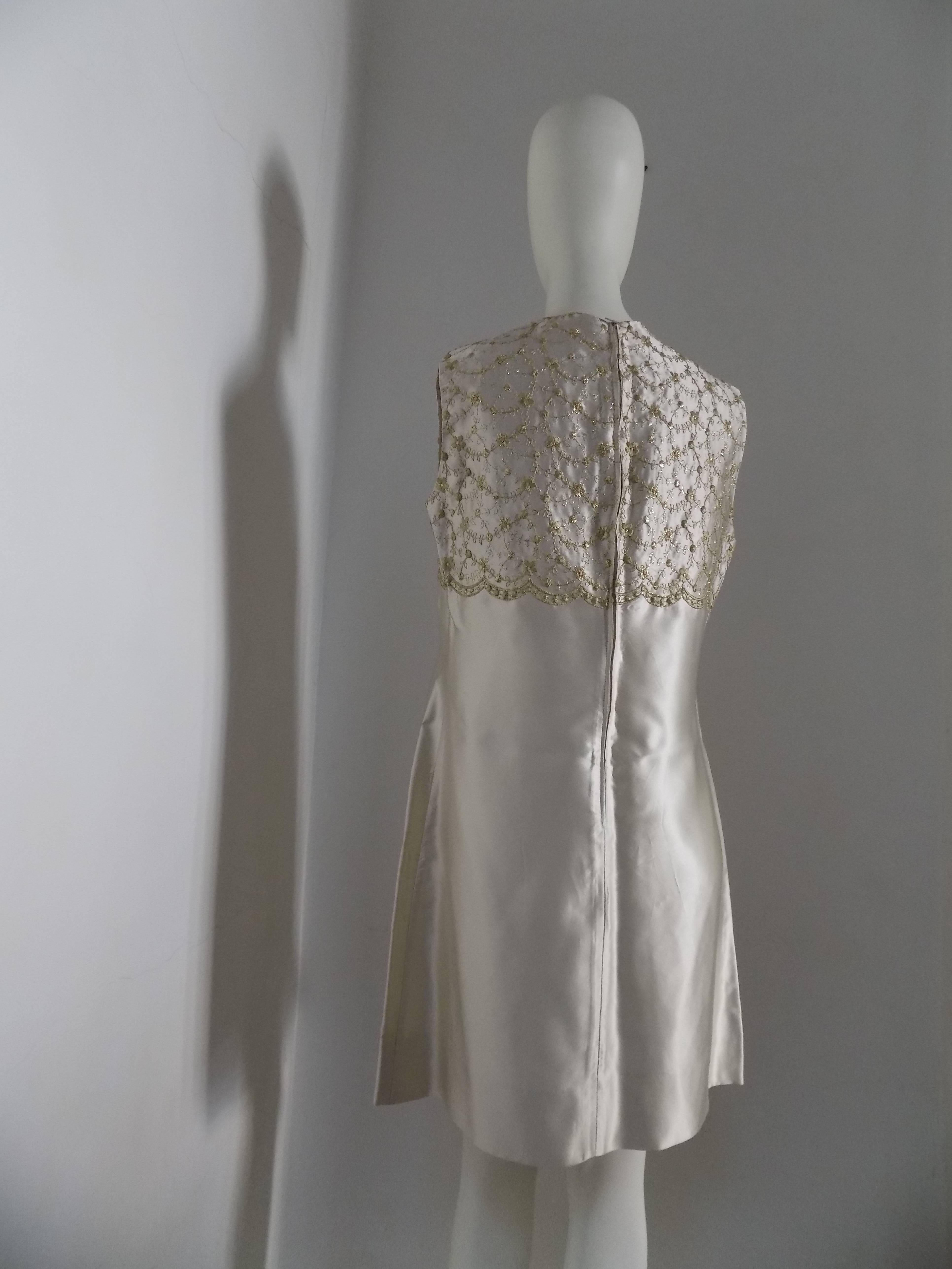 Gray 1980s vintage Gold tone Dress For Sale