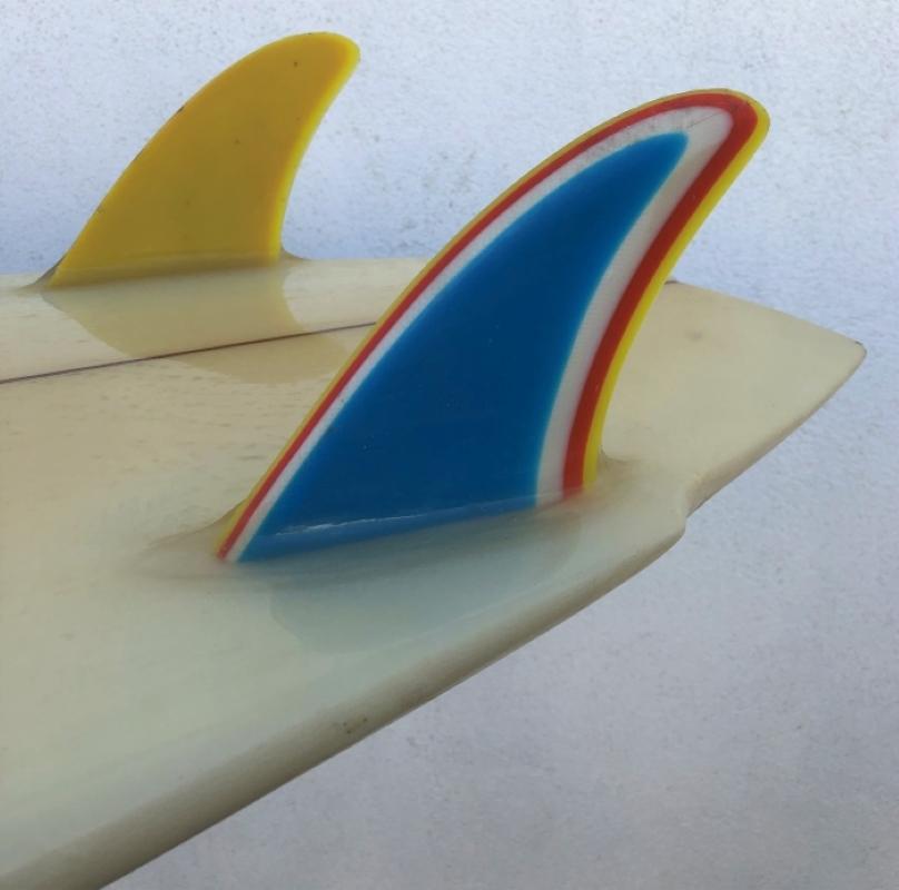 American 1980s Vintage Gordie Surfboards Twin Fin Fish Short Board