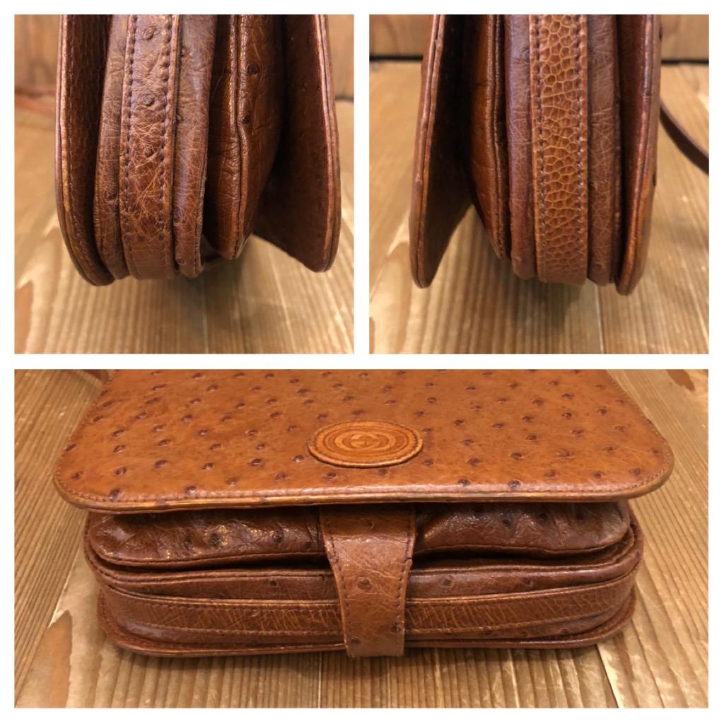 Vintage GUCCI Brown Ostrich Leather Small Crossbody Bag In Good Condition In Bangkok, TH