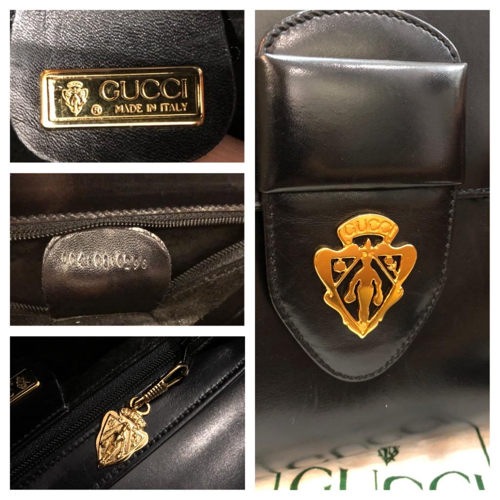 1980s Vintage GUCCI Crest Calfskin Leather Two-Way Clutch Crossbody Bag Black 3