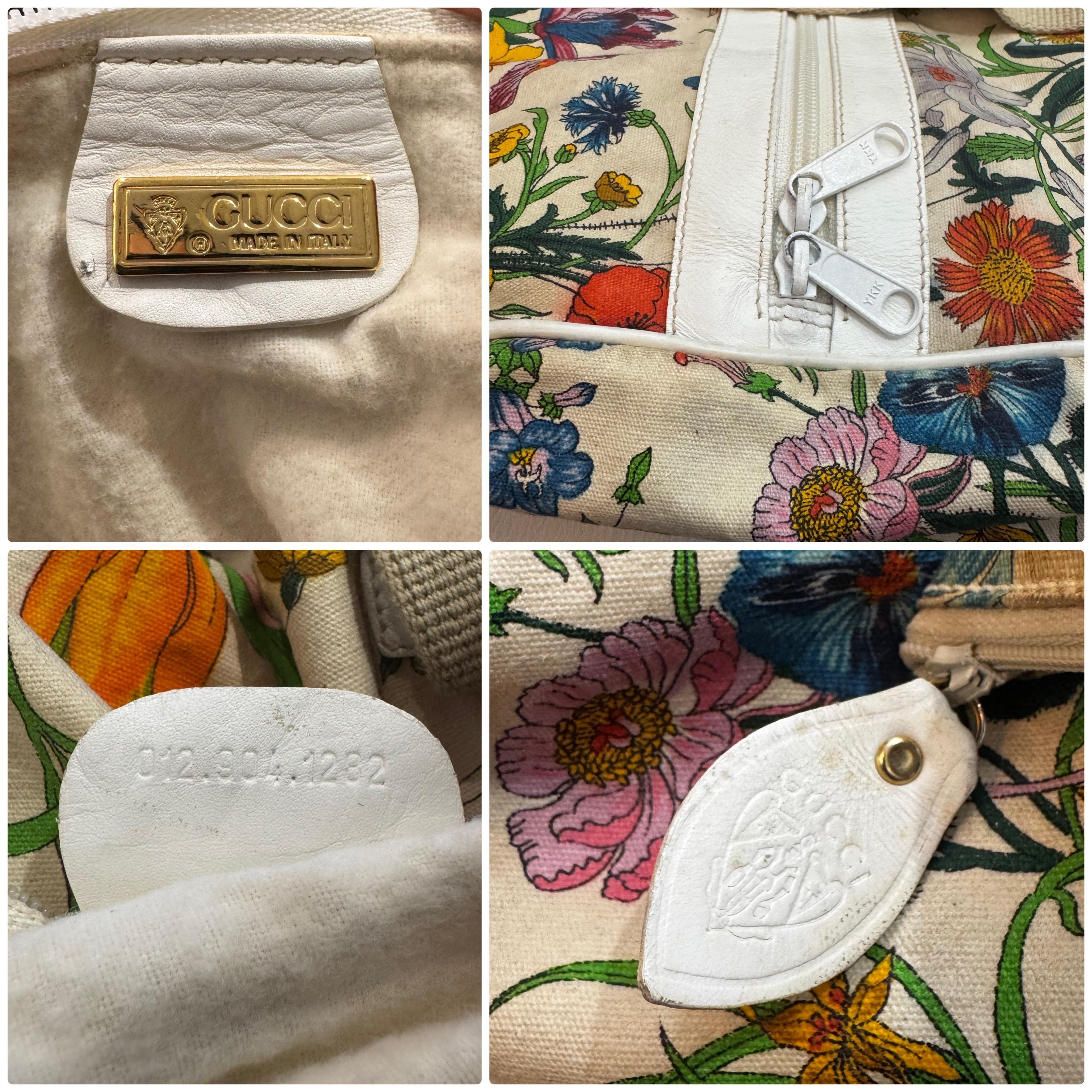 1980s Vintage GUCCI Floral Canvas Foldable Duffle Bag Off-White For Sale 6