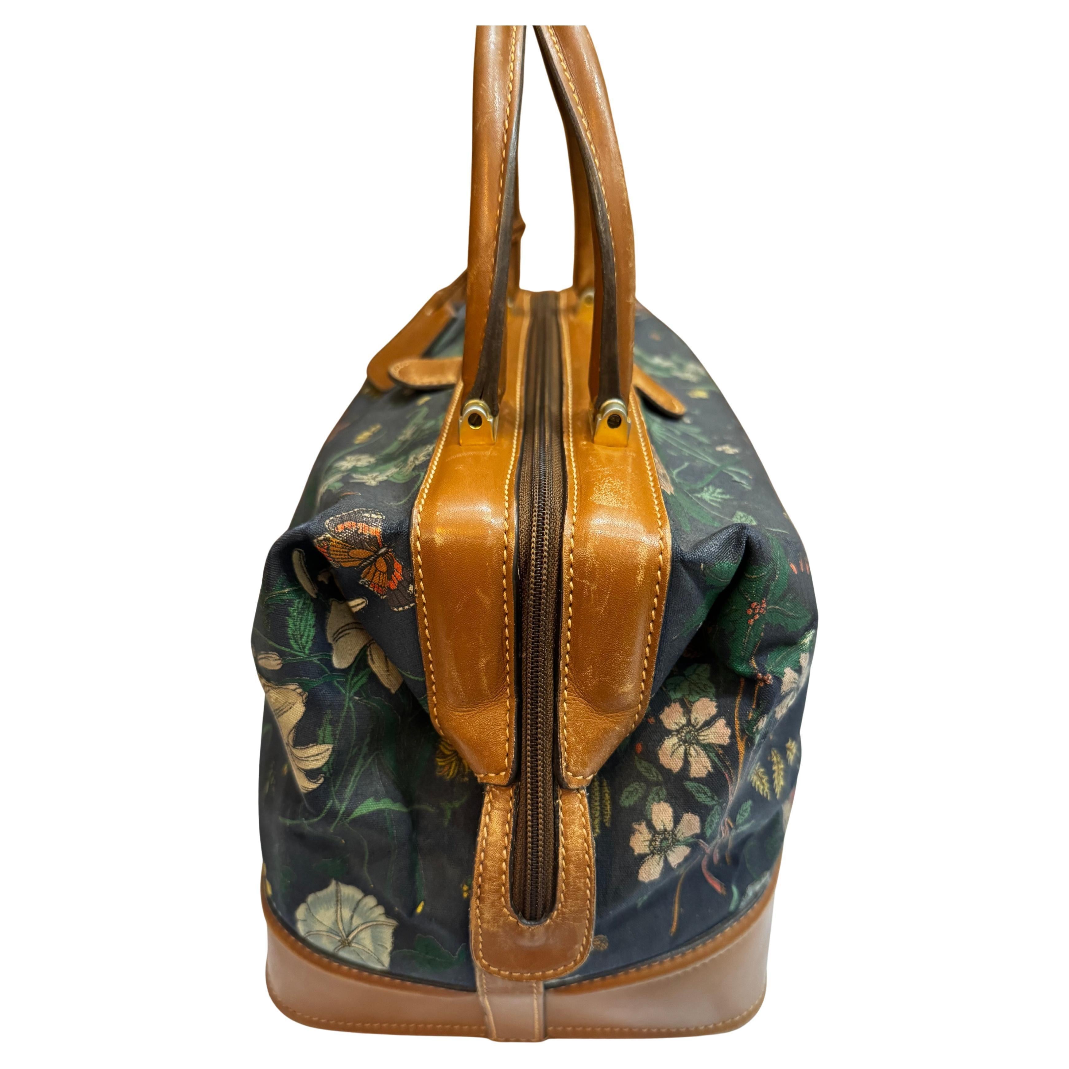 1980s Vintage GUCCI Floral Canvas Vanity Train Case 5