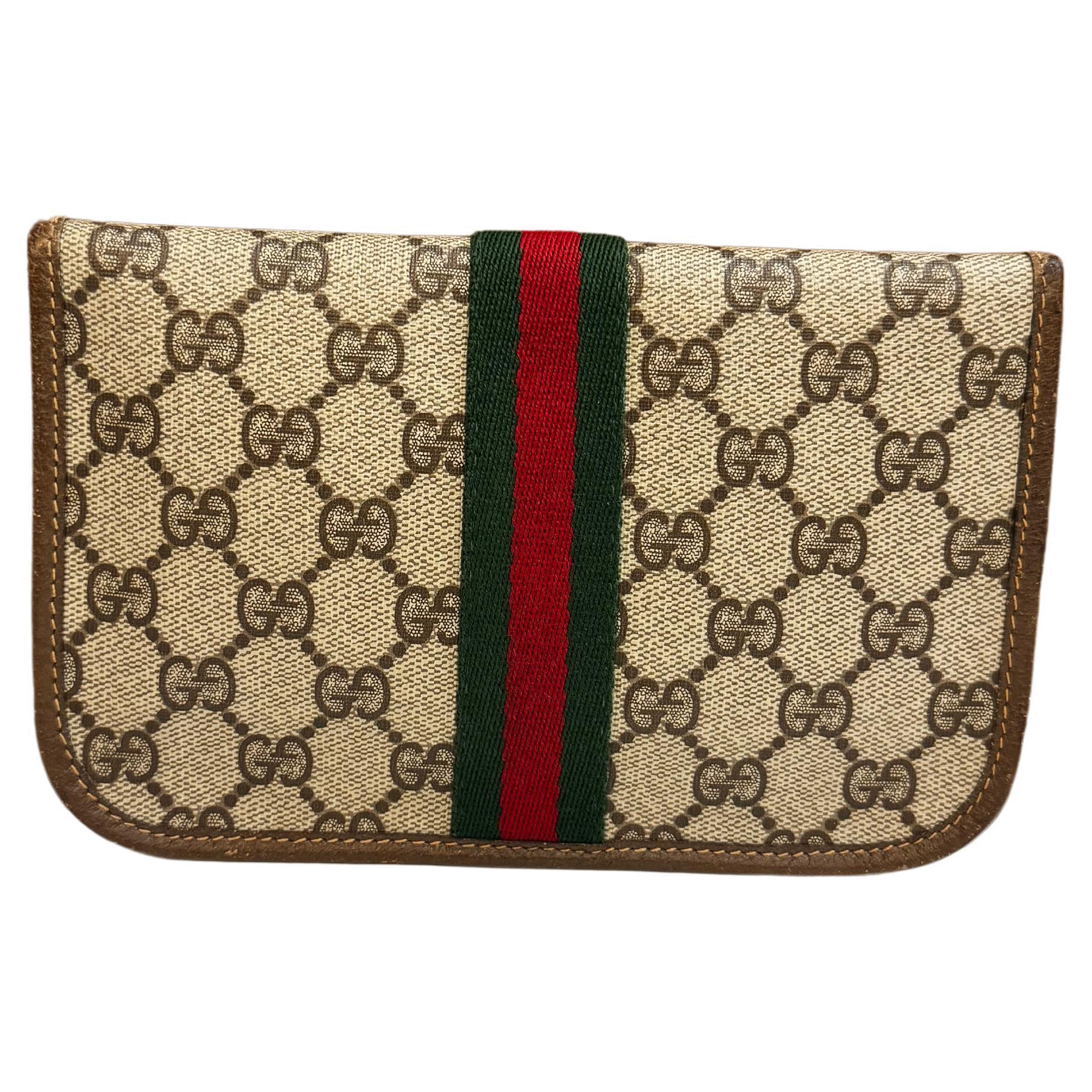 1980s Vintage GUCCI GG Monogram Canvas Pouch Brown In Good Condition For Sale In Bangkok, TH