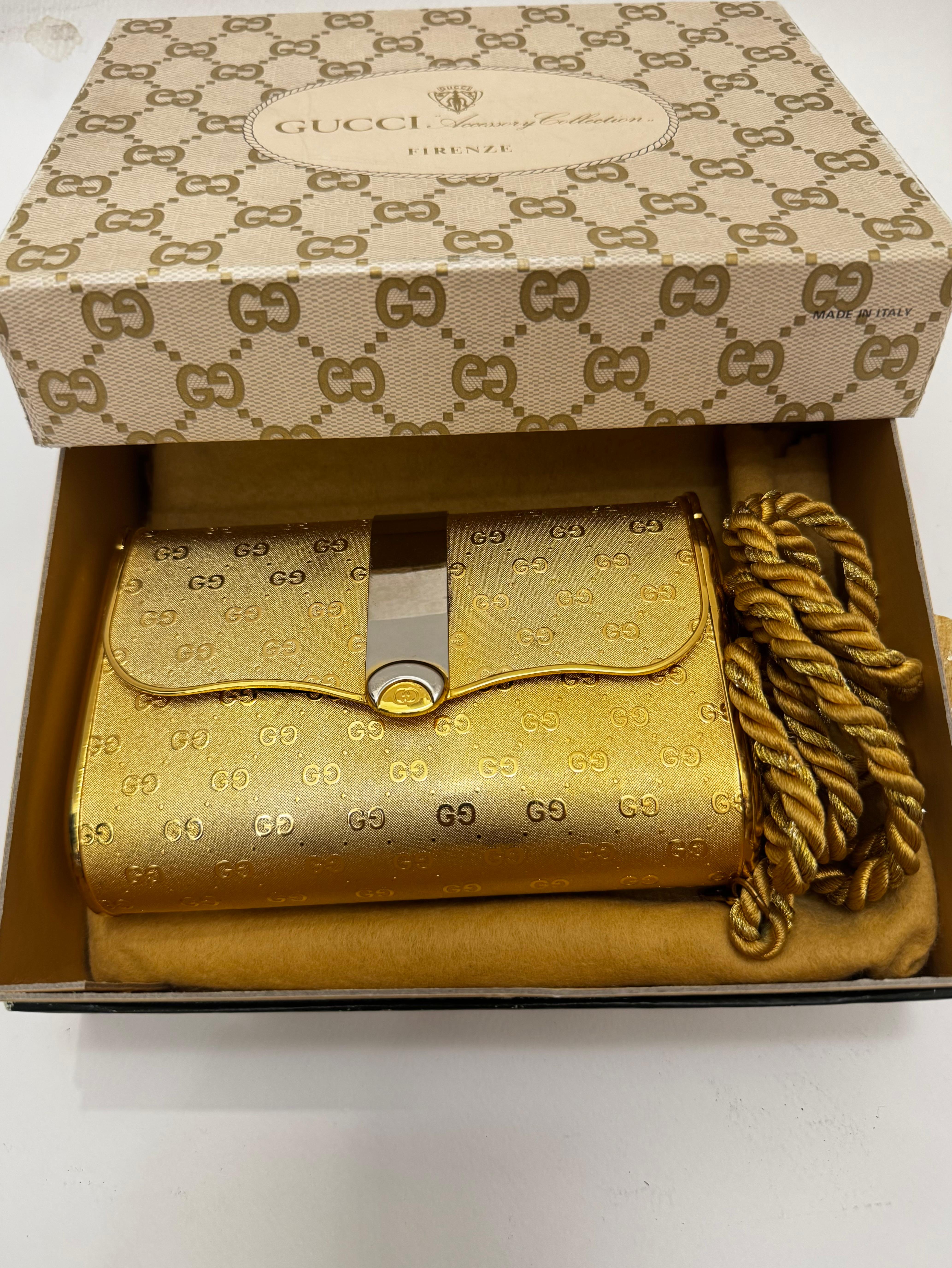 1980s Vintage GUCCI Gold Toned Metallic Clutch Crossbody Bag 2