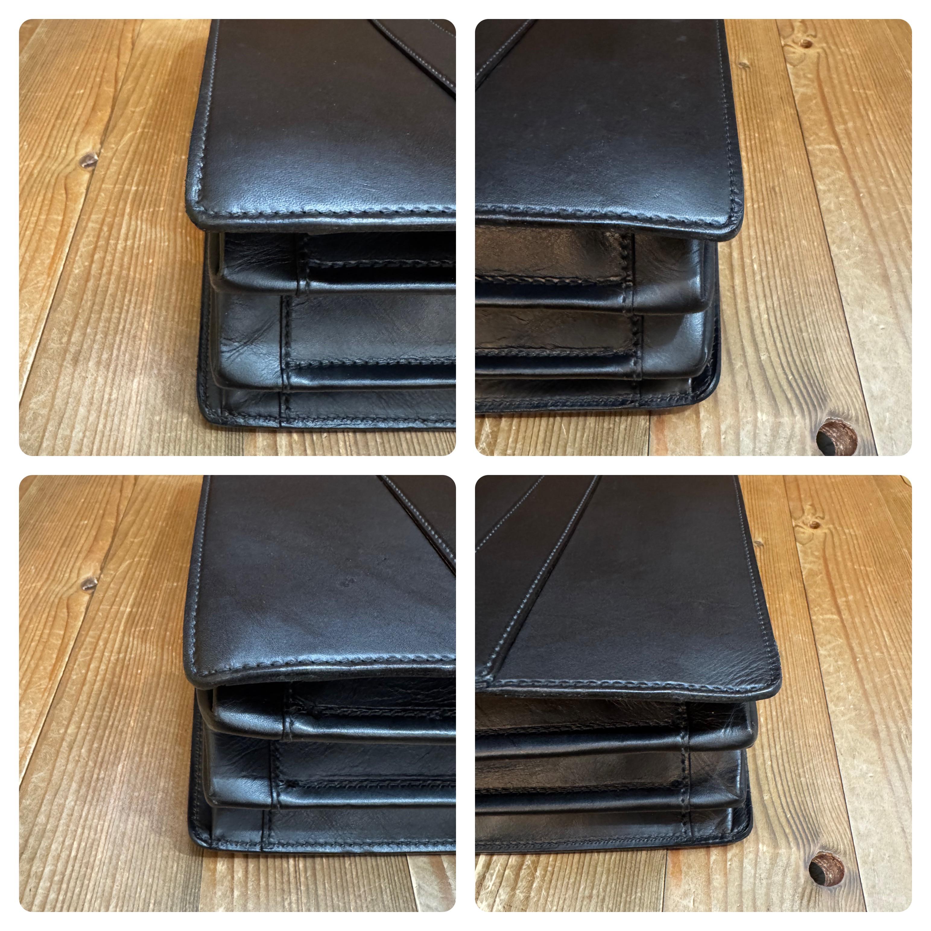 1980s Vintage GUCCI Leather Business Bag Briefcase Attaché Black Calfskin For Sale 3