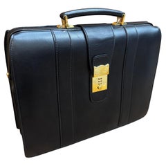 1980s Vintage GUCCI Leather Business Bag Briefcase Attaché Black Calfskin