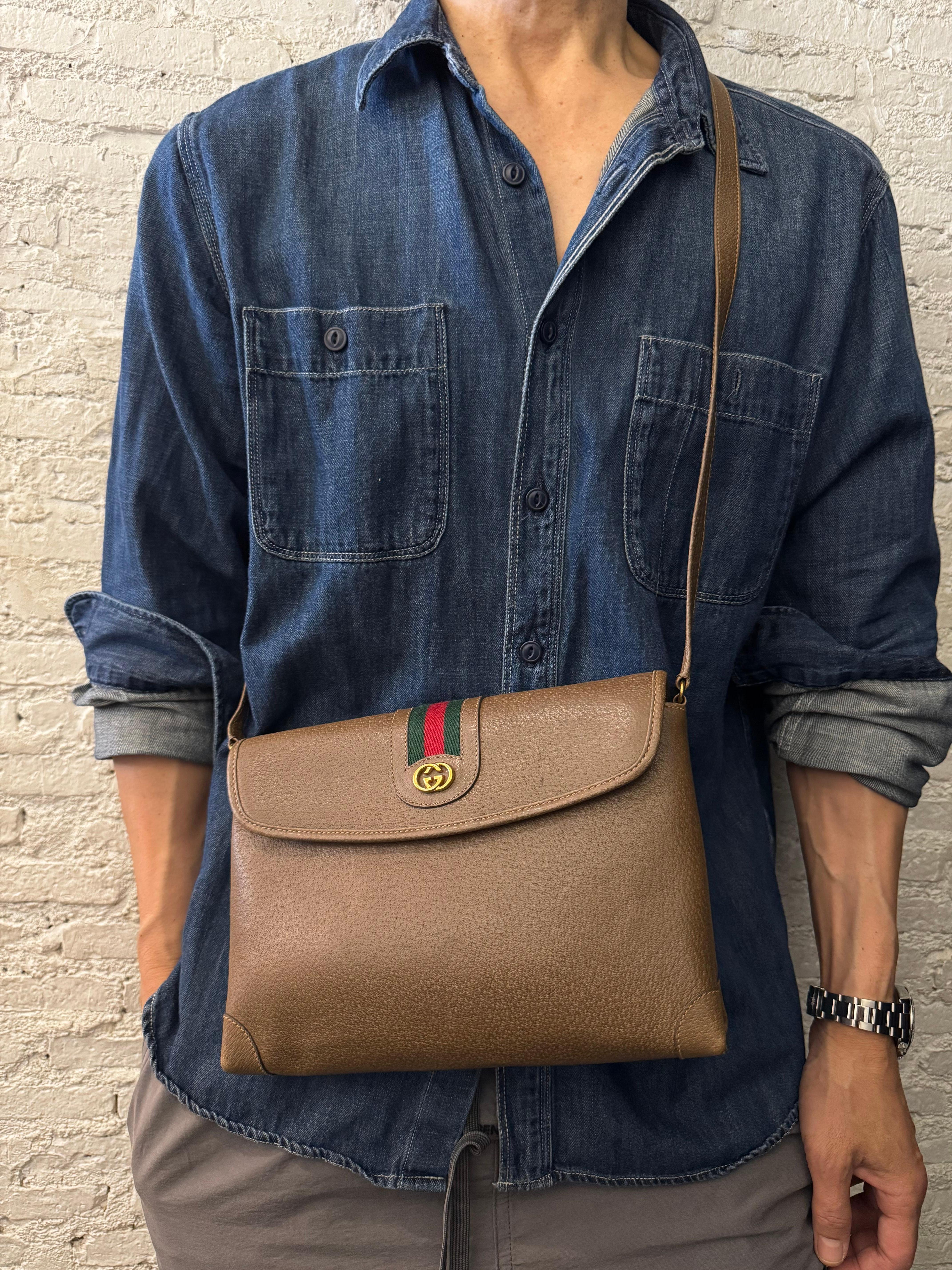 Black 1980s Vintage GUCCI Web Camera Bag Pigskin Leather Brown