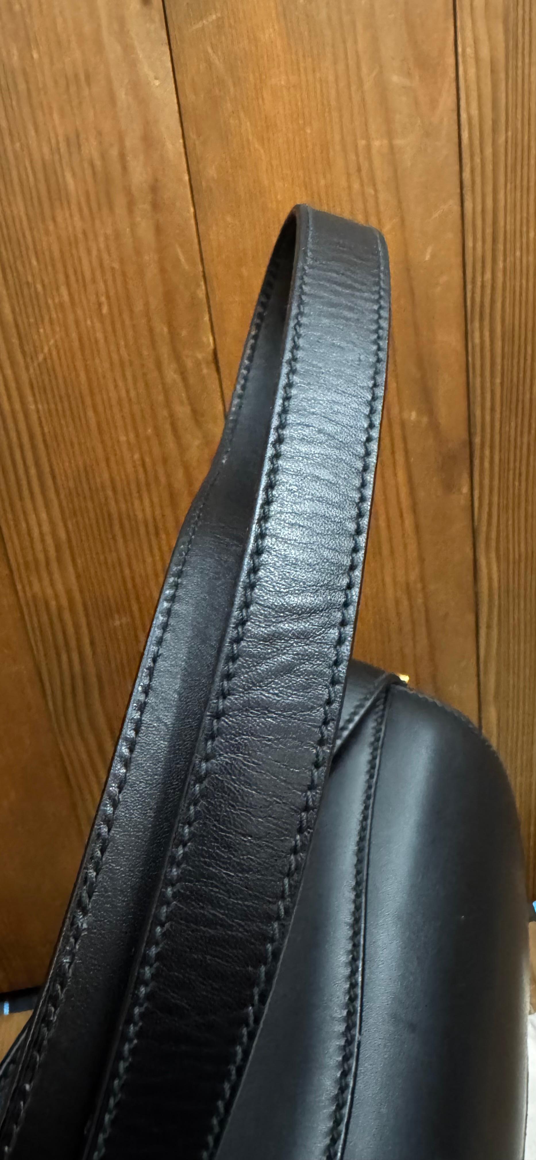 1980s Vintage GUCCI Leather Saddle Structured Shoulder Bag Black Equestrian 5