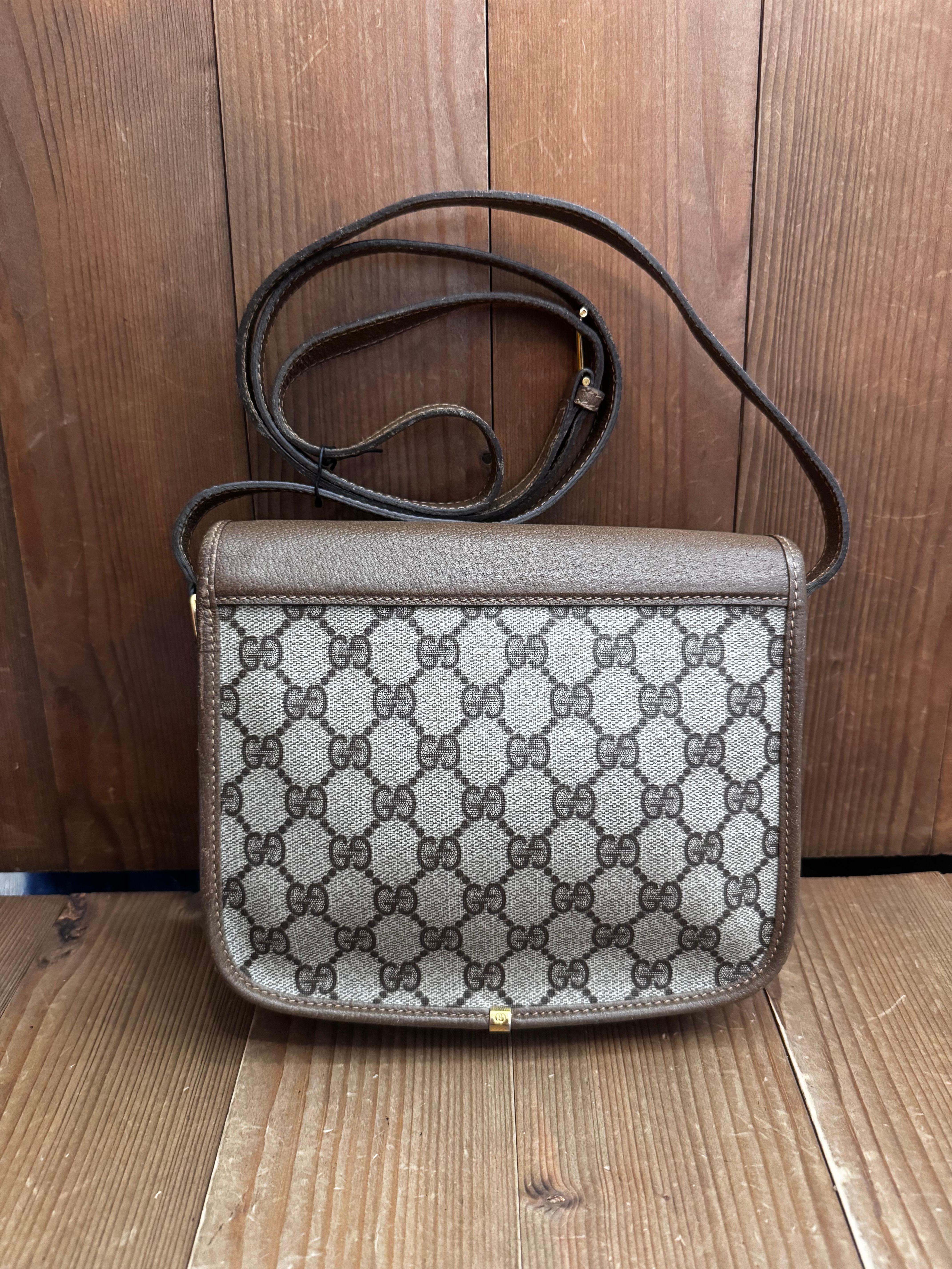 1980s Vintage GUCCI Monogram Canvas Crossbody Bag Brown Small In Good Condition For Sale In Bangkok, TH