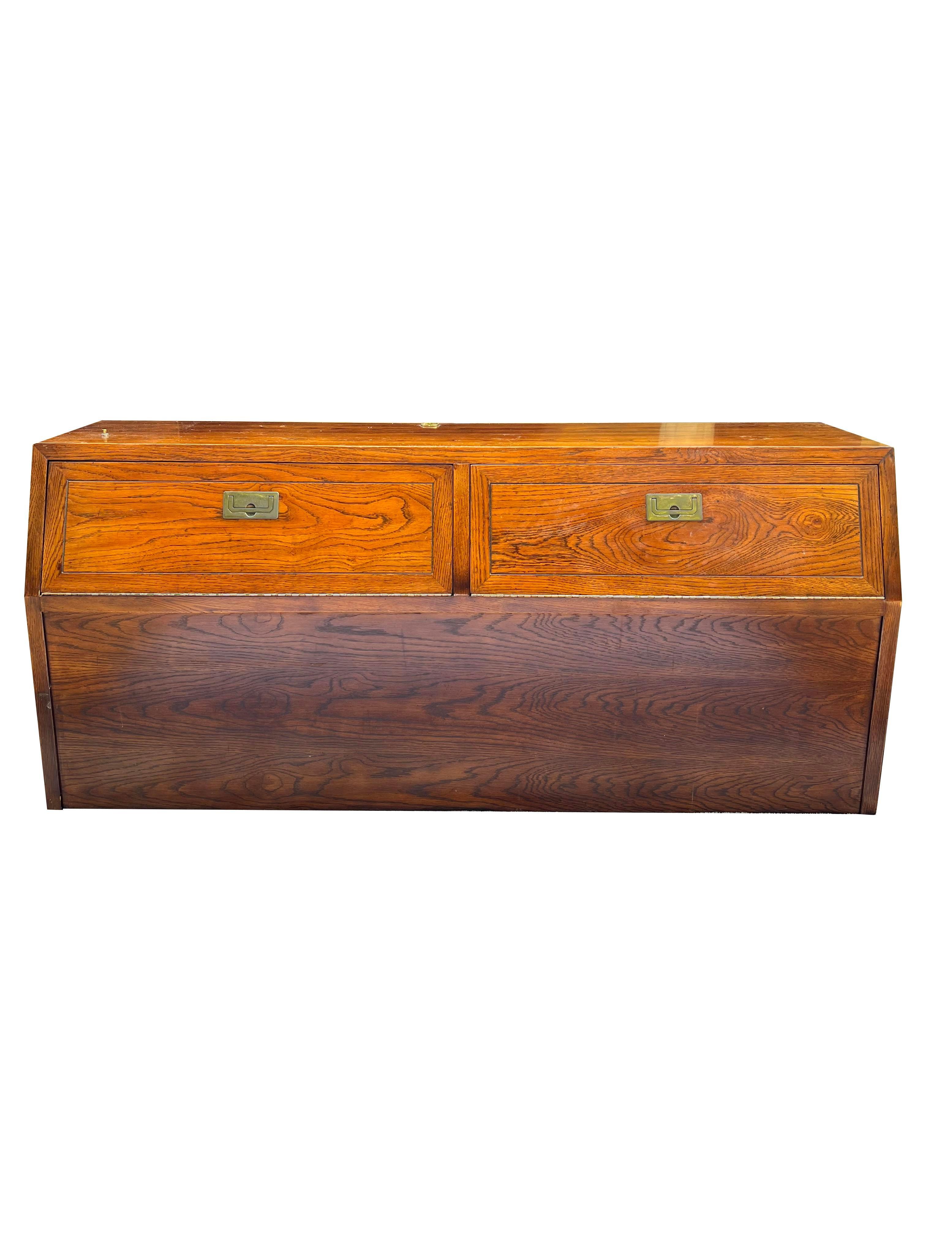 1980s Vintage Henredon Campaign Style Queen Headboard Scene One 1 In Good Condition For Sale In Saddle River, NJ