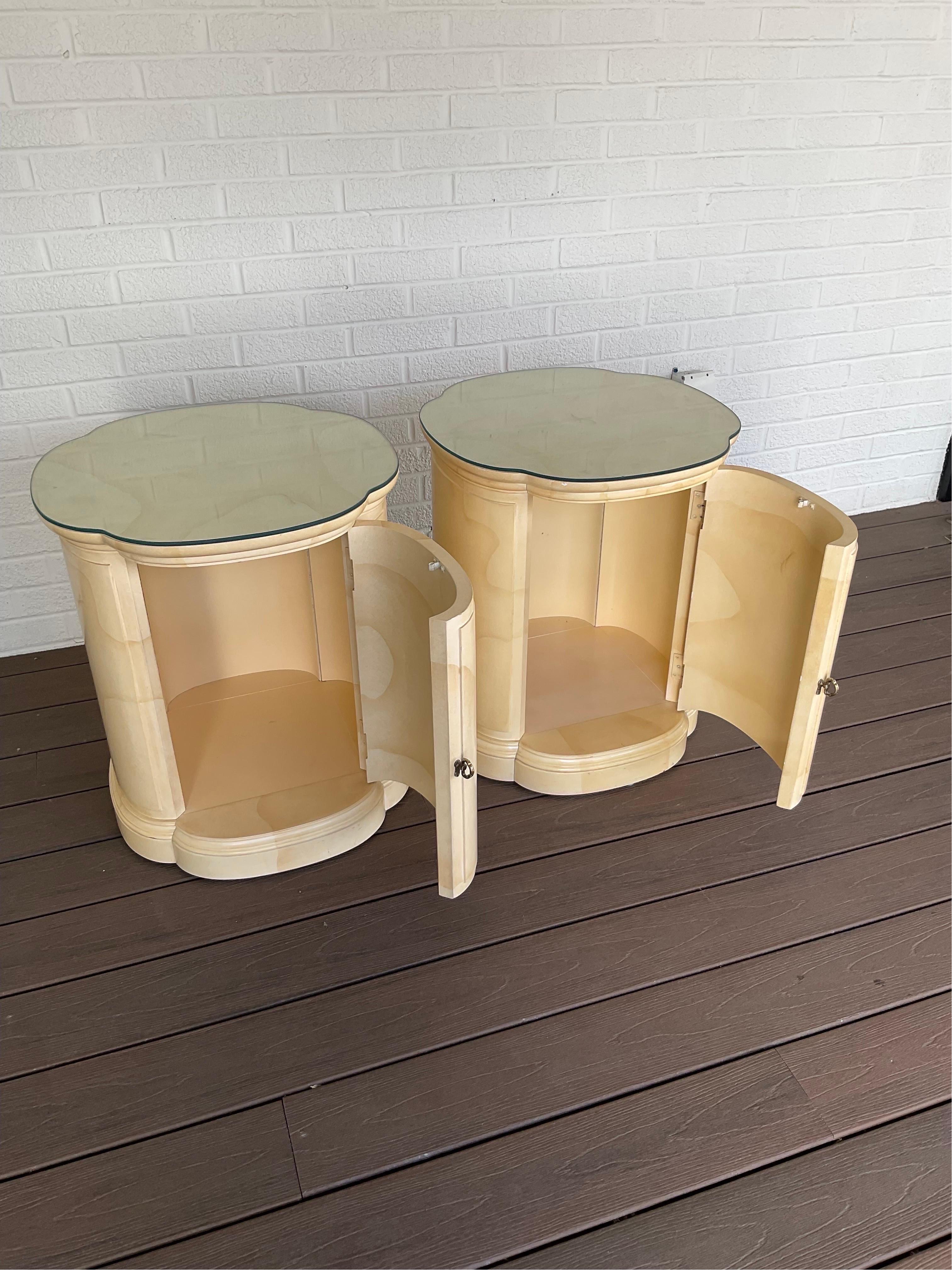 Late 20th Century 1980s Vintage Henredon Faux Goatskin Side Tables, a Pair For Sale