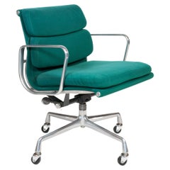 1980s Vintage Herman Miller Soft Pad Management Chair
