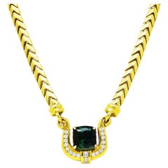 1980's Vintage Italian 11.00 Carats Green Tourmaline Diamond 18 Karat Necklace