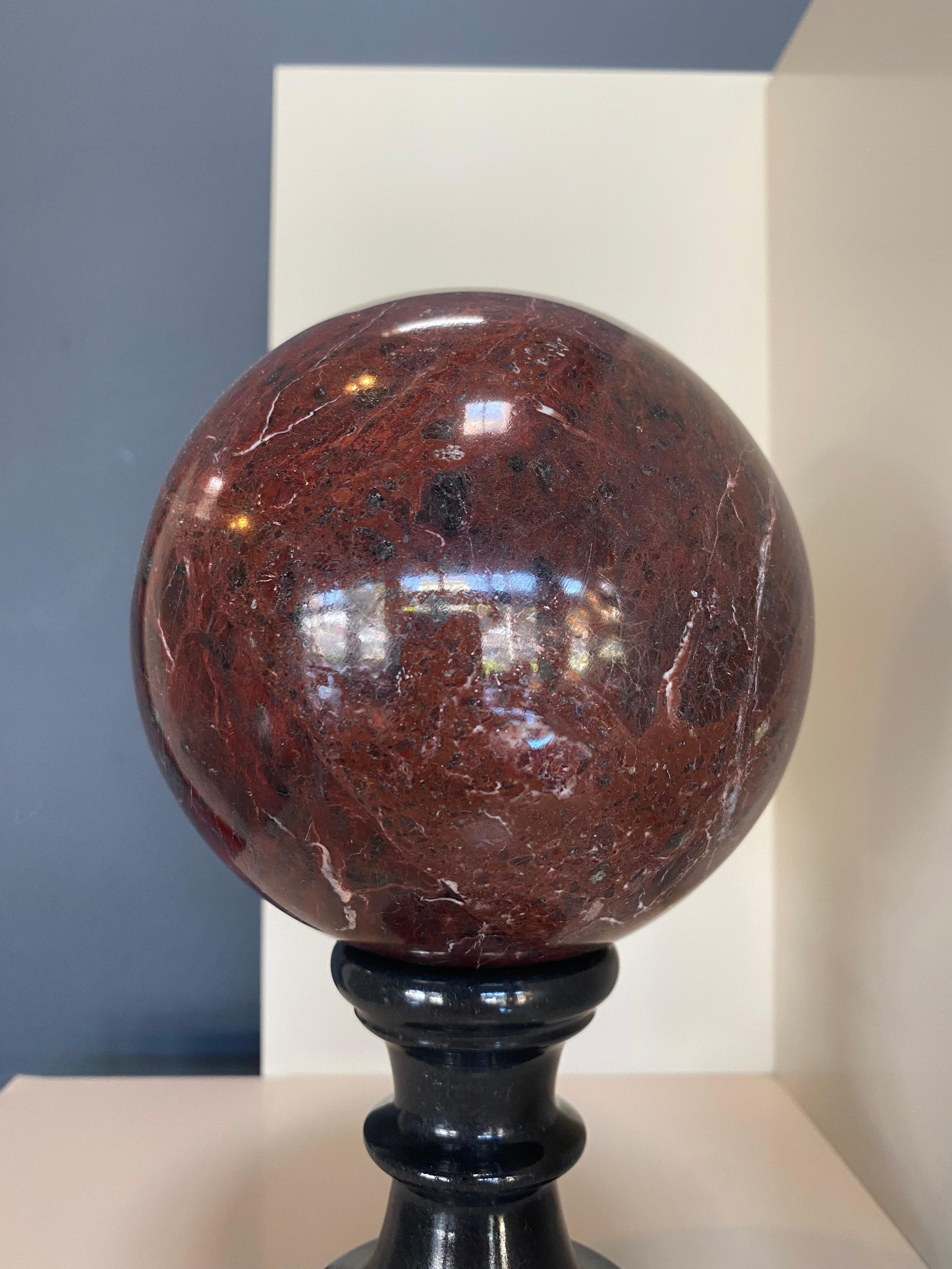 1980s Vintage Italian Marble Sphere In Good Condition For Sale In Los Angeles, CA