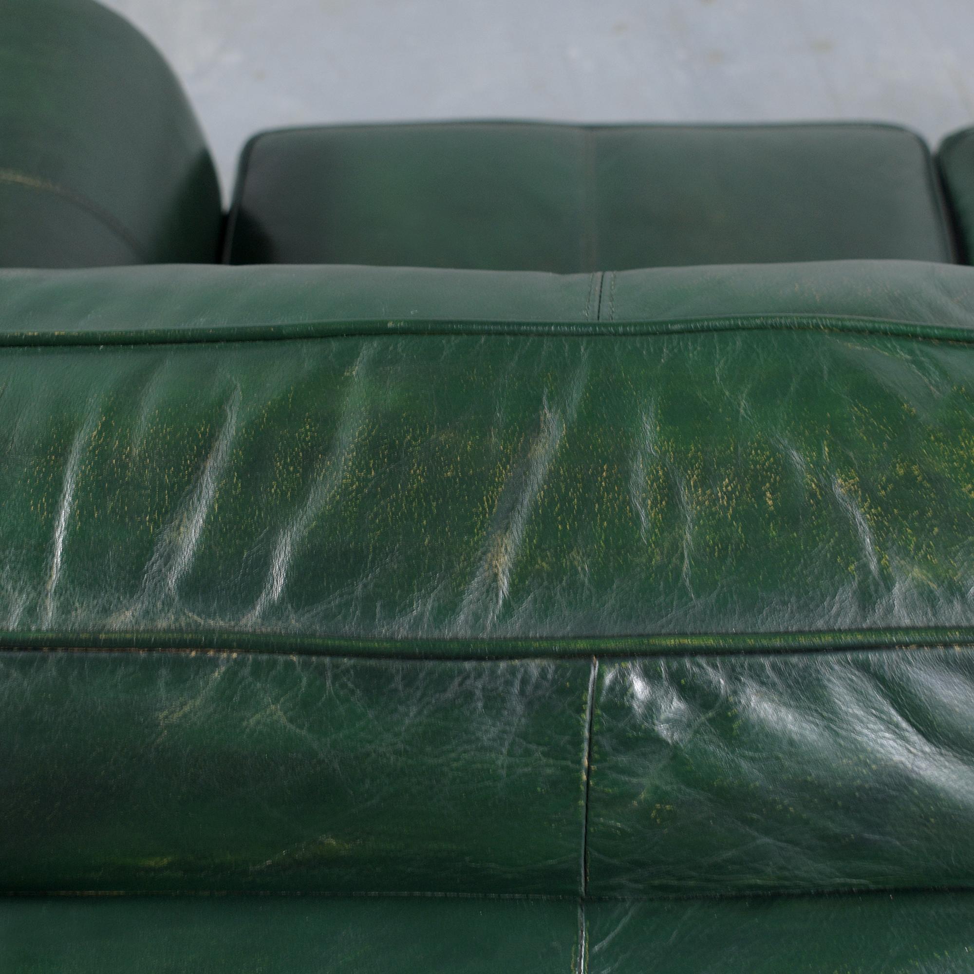 Restored 1980s Vintage Leather Sofa in Dark Green with Carved Bun Legs For Sale 8
