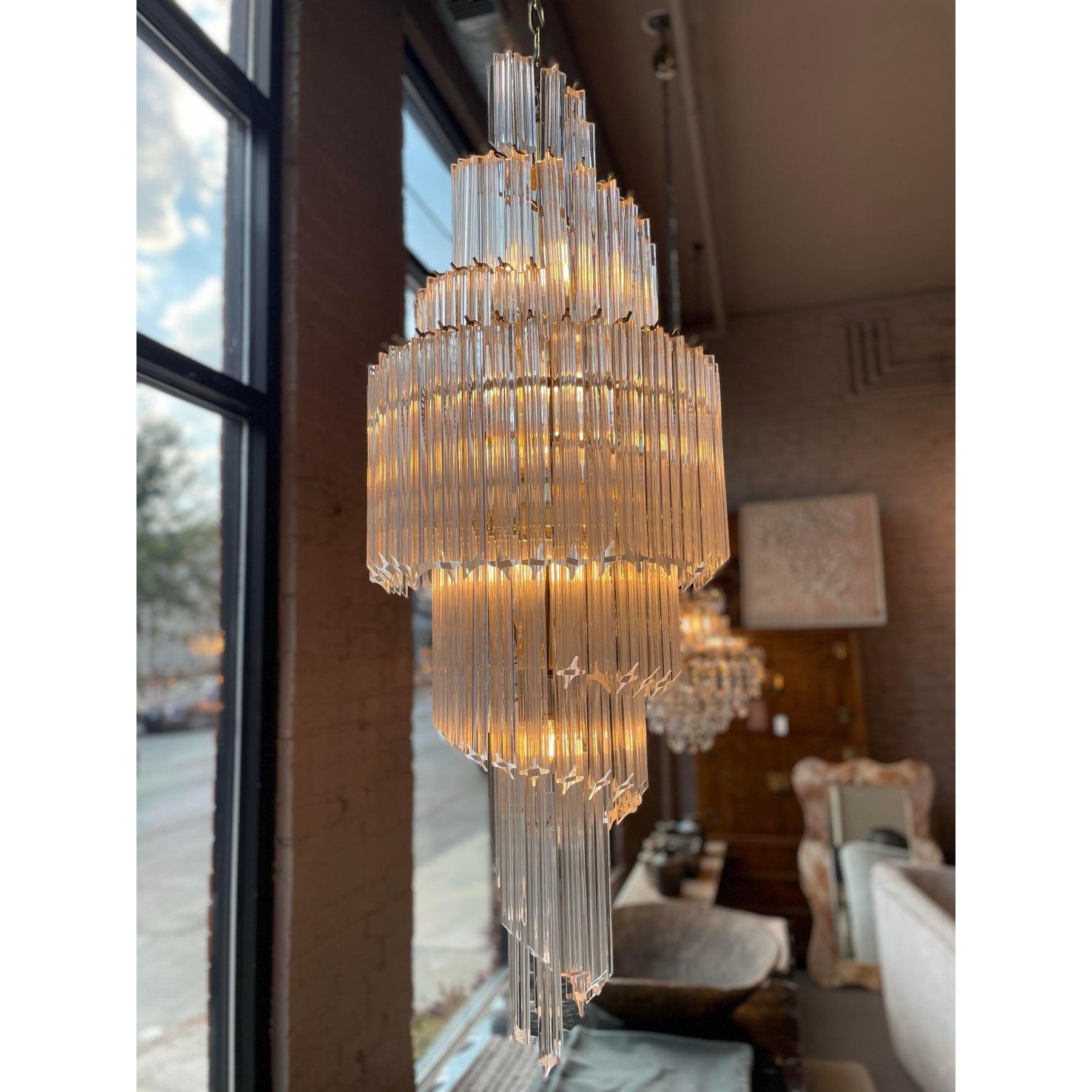 1980s Vintage Lucite Spiral Chandelier For Sale 2