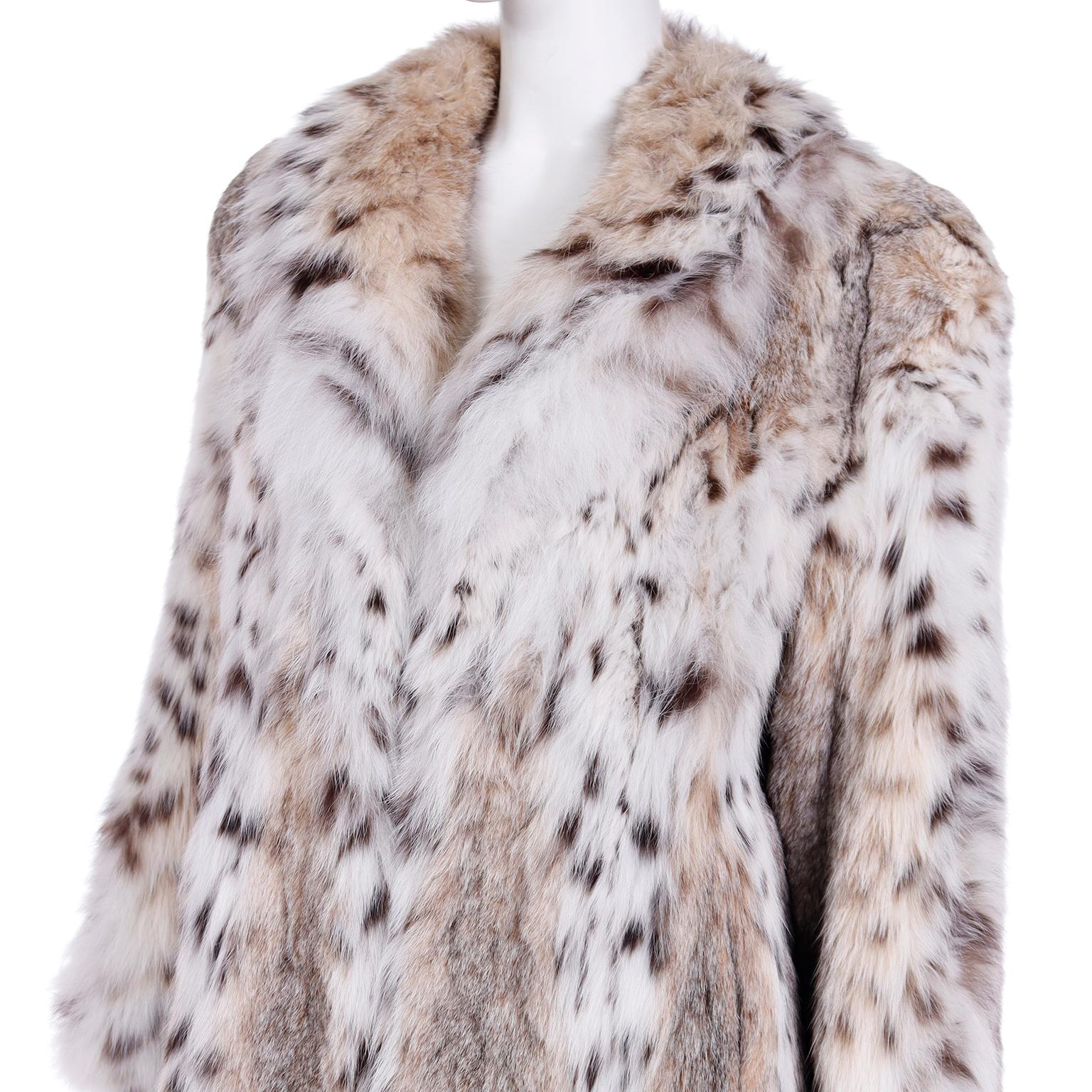 1980s Vintage Lynx Fur Coat With Silk Lining In Excellent Condition For Sale In Portland, OR