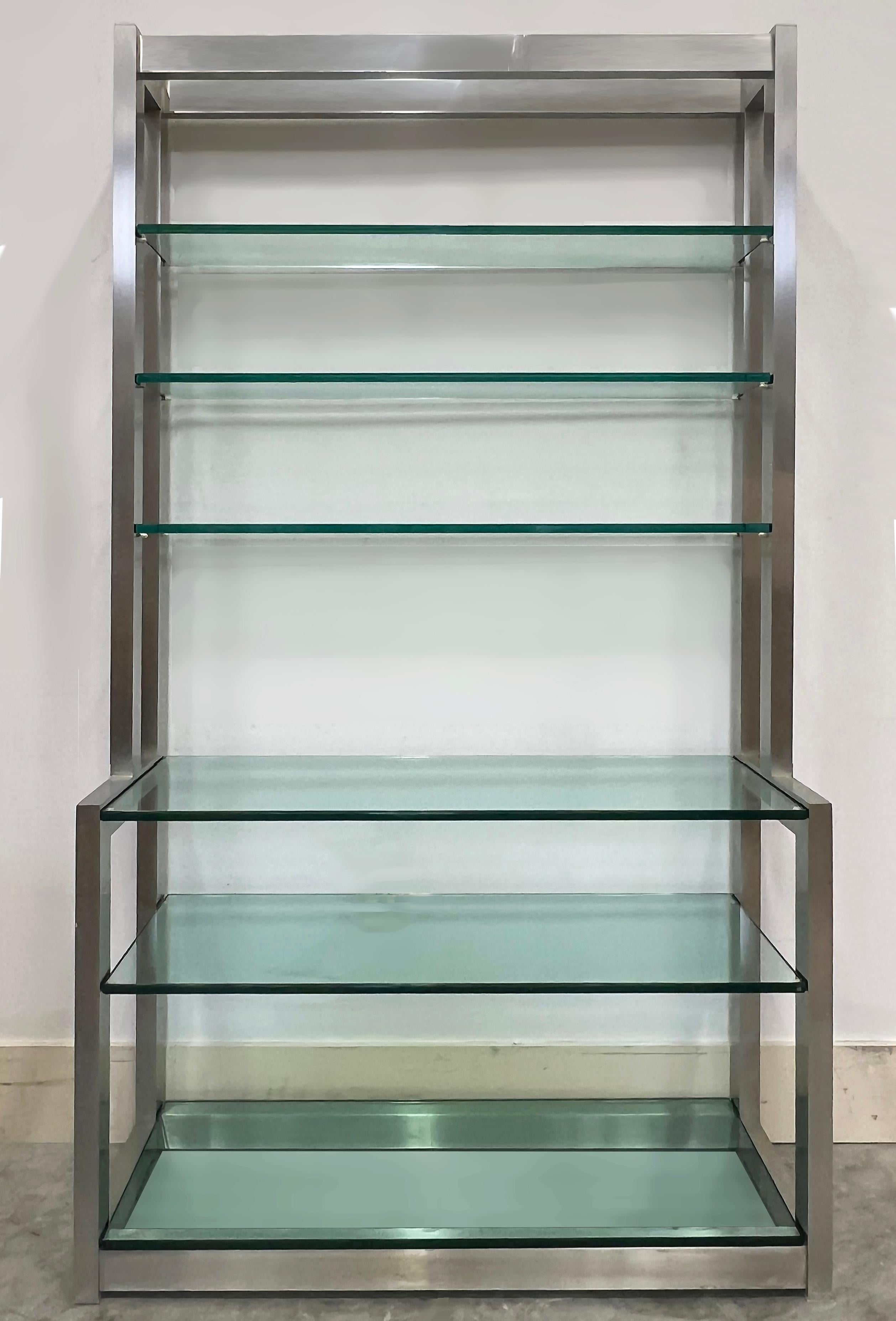 1980er Jahre Vintage Metall-Bücherregal Etagere aus Metall mit Glasböden im Angebot 1