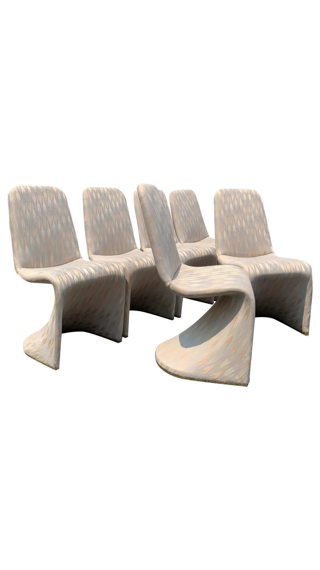 Set di 6 sedie da pranzo vintage moderne in stile Verner Panton degli anni '80 in vendita 1
