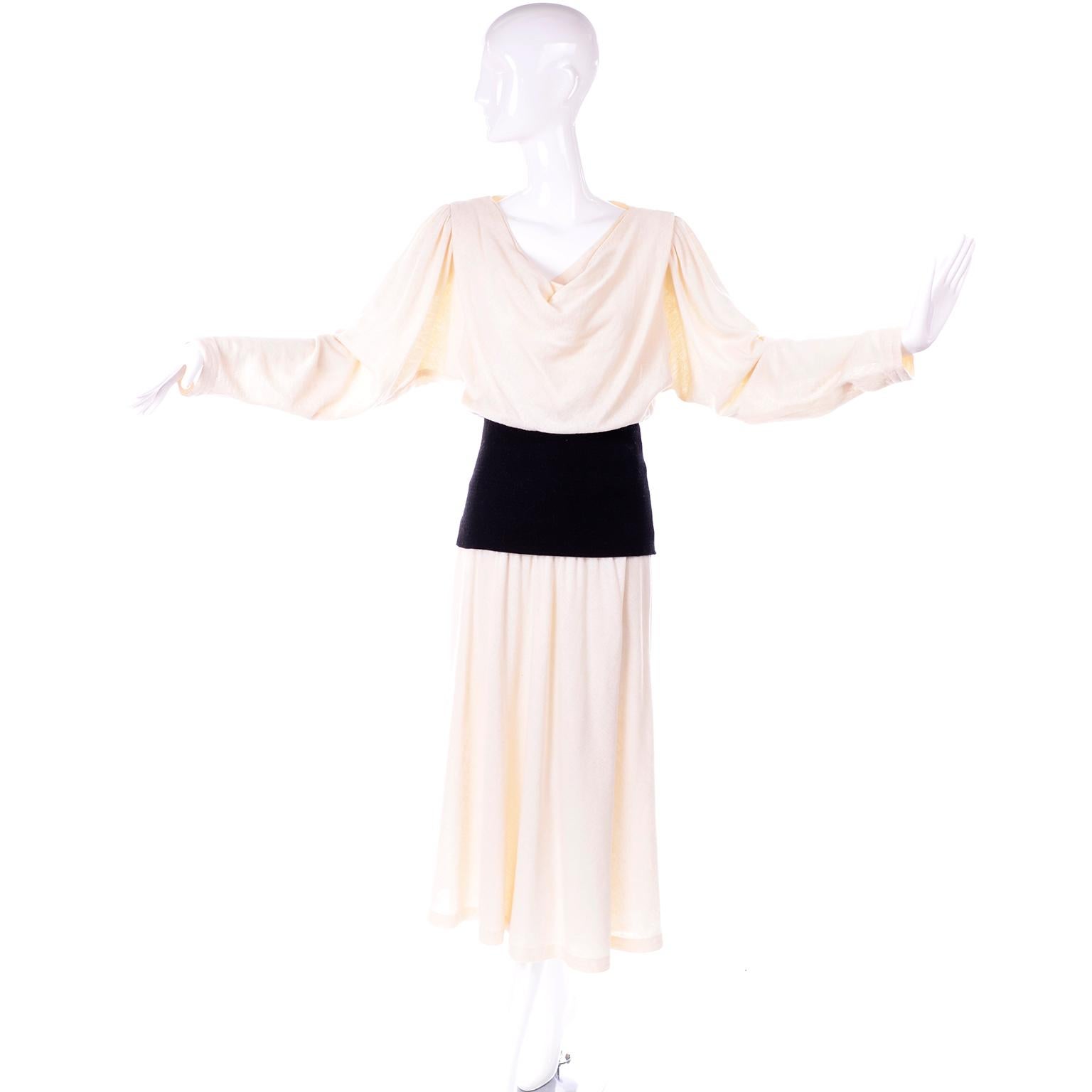 This is a wonderful vintage dress from Norma Walters.  We got this dress from a private estate we were fortunate to acquire recently. The estate included many pieces by YSL, Valentino, Oscar de la Renta, and several Norma Walters dresses.  We always