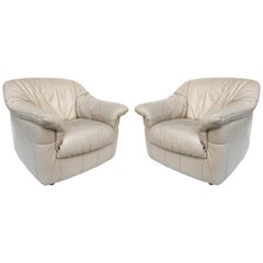 1980s Vintage Overscale Leather Club Lounge Chairs, a Pair