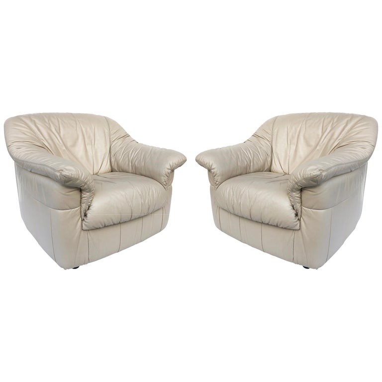 1980s Vintage Overscale Leather Club, White Leather Club Chairs