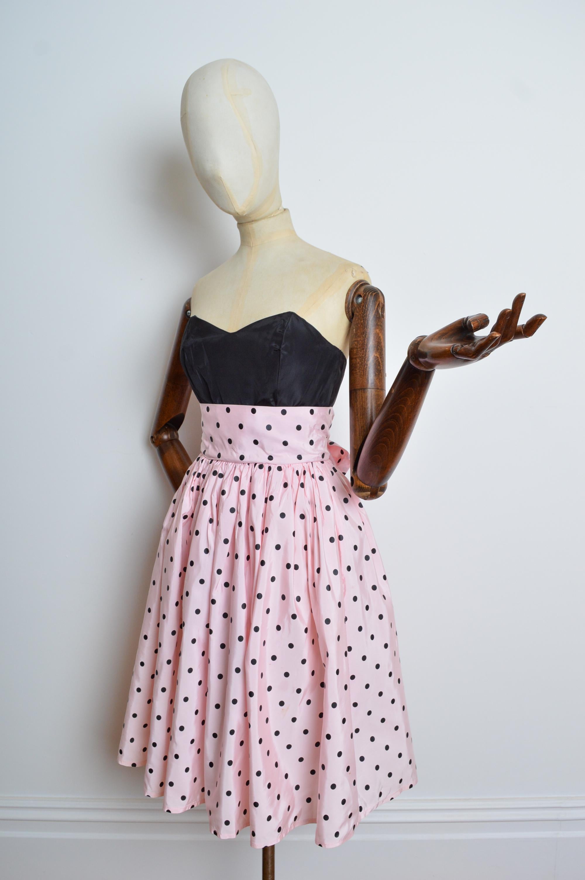 1980's Vintage Pastel Pink Taffeta Strapless Polka Dot Cocktail Party Dress For Sale 1