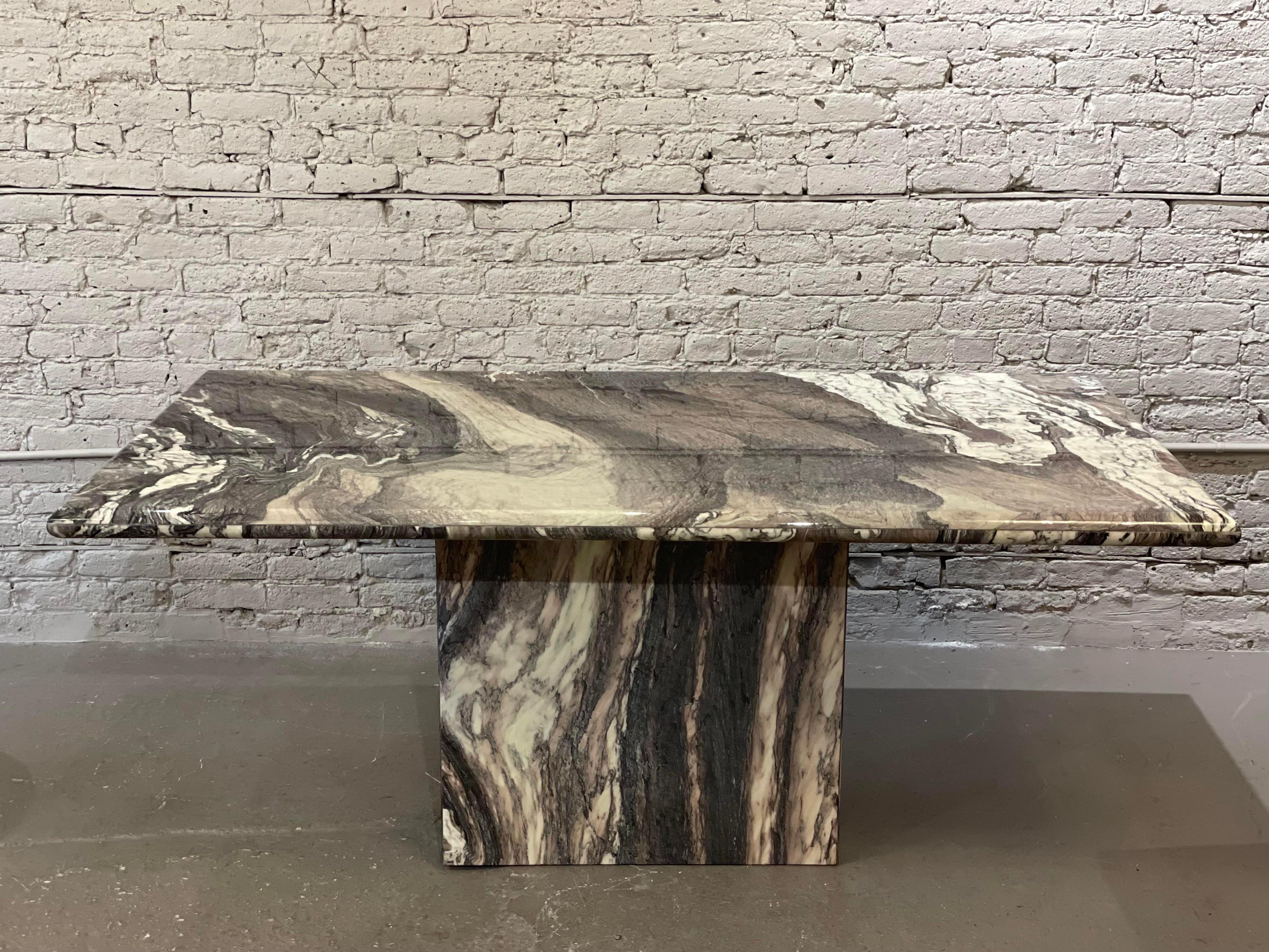 1980s Vintage Postmodern Cipollino Ondulato Marble Dining Table 8