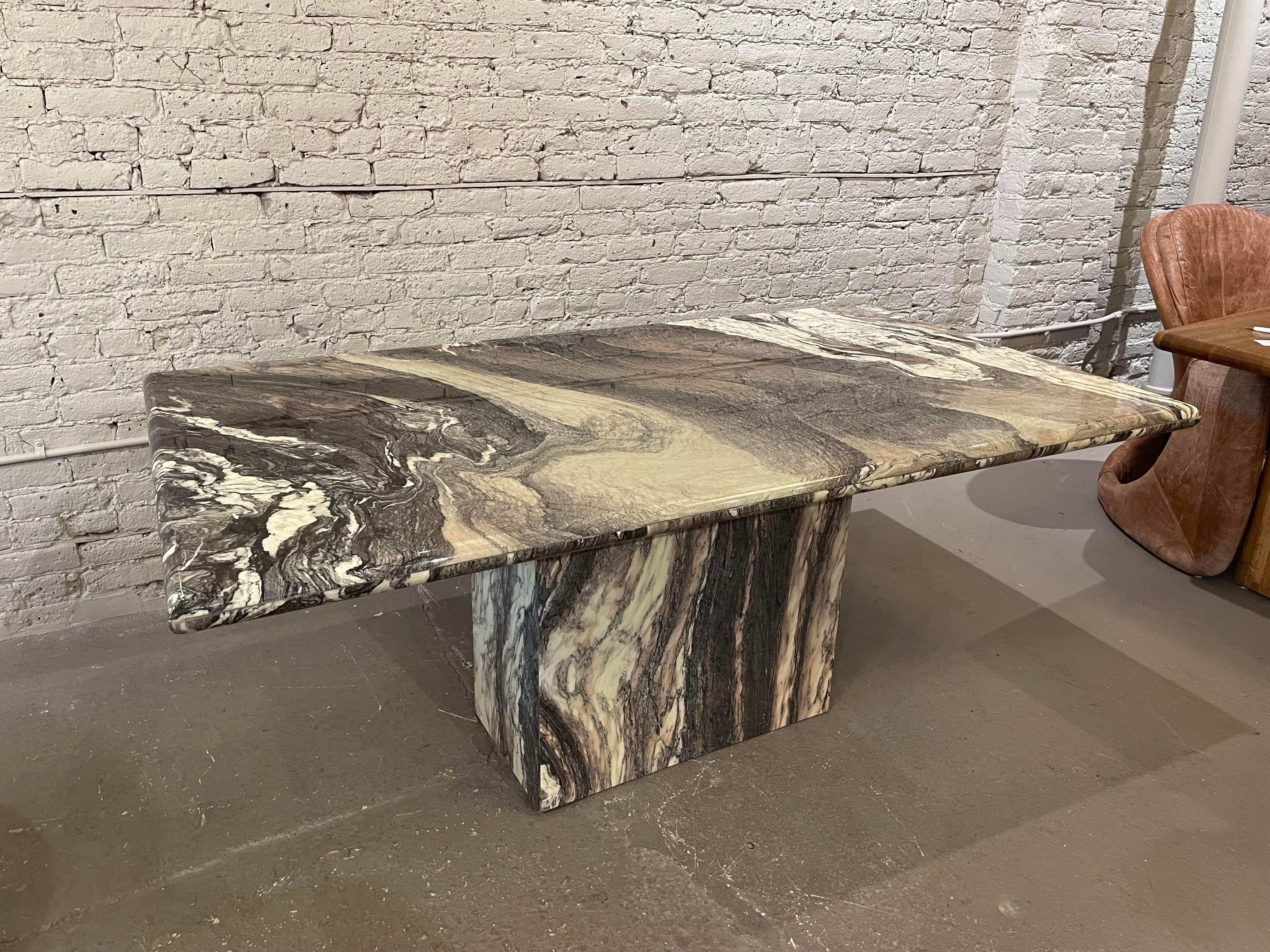 1980s Vintage Postmodern Cipollino Ondulato Marble Dining Table 1