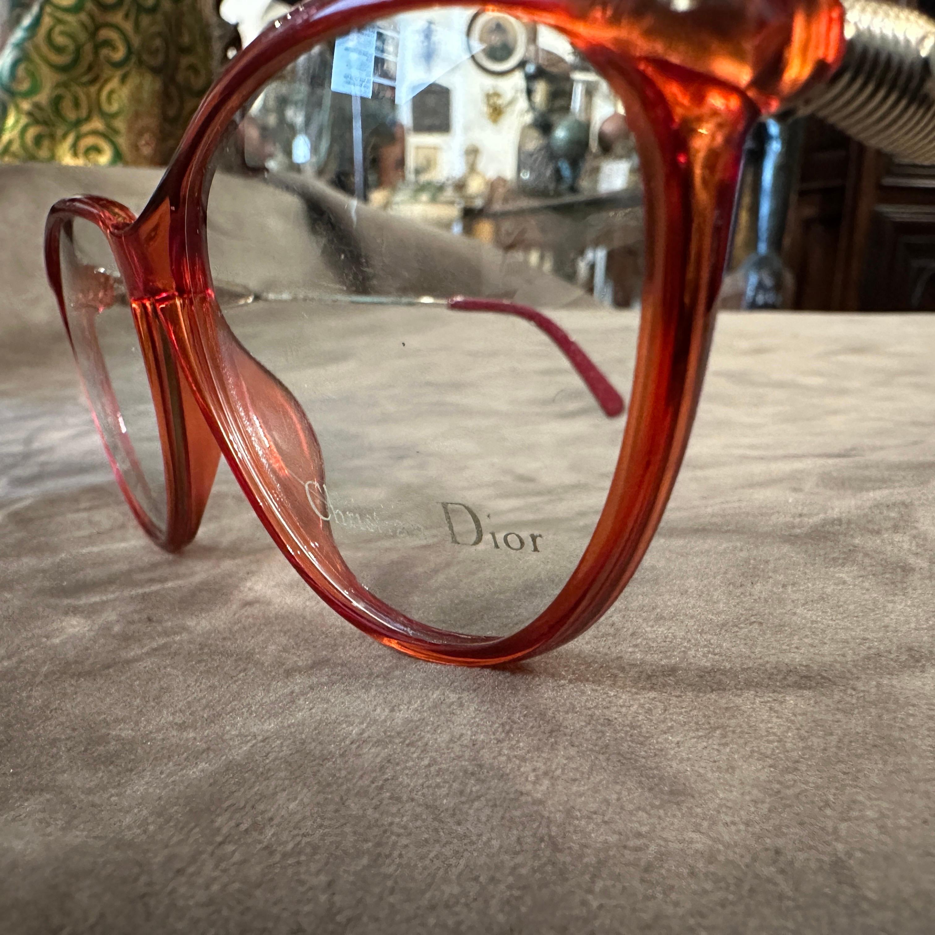 1980er Vintage Rotes Azetat und Messing Elegante Brillen von Christian Dior im Zustand „Hervorragend“ im Angebot in Aci Castello, IT