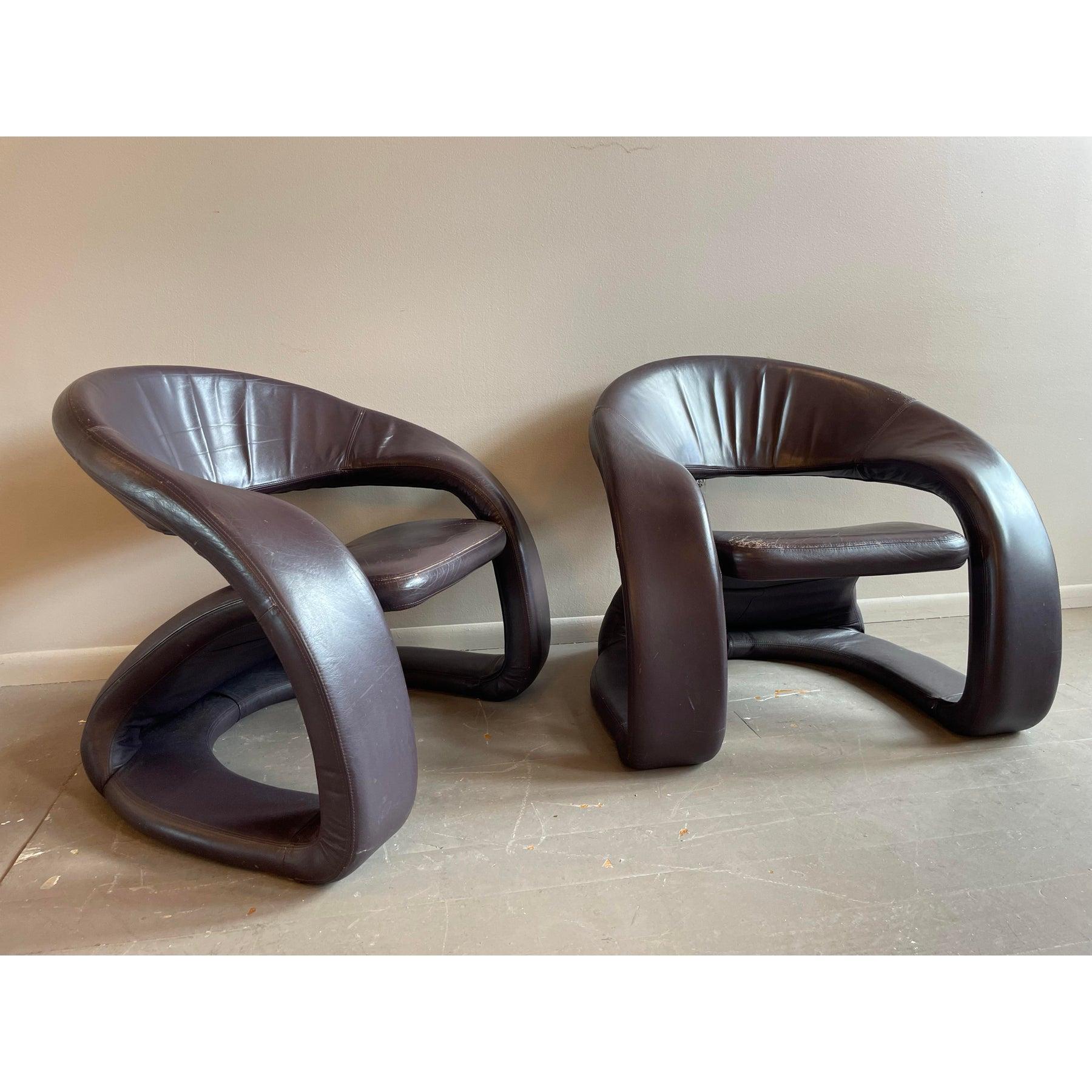 Cuir Paire de chaises Jaymar en cuir sculptural Vintage des années 1980 en vente