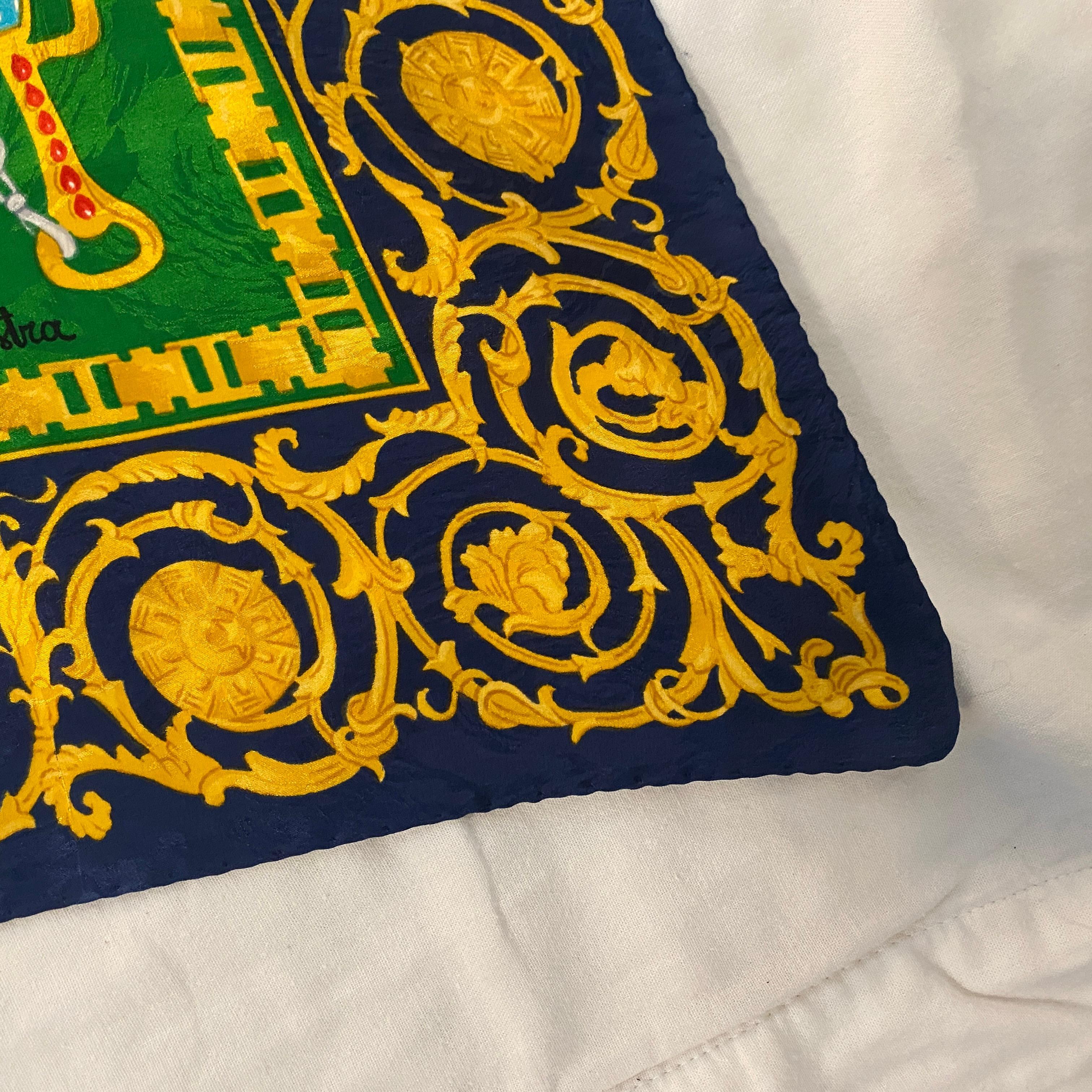 Foulard italien en soie vintage des années 1980 par Renato Balestra Bon état - En vente à Aci Castello, IT