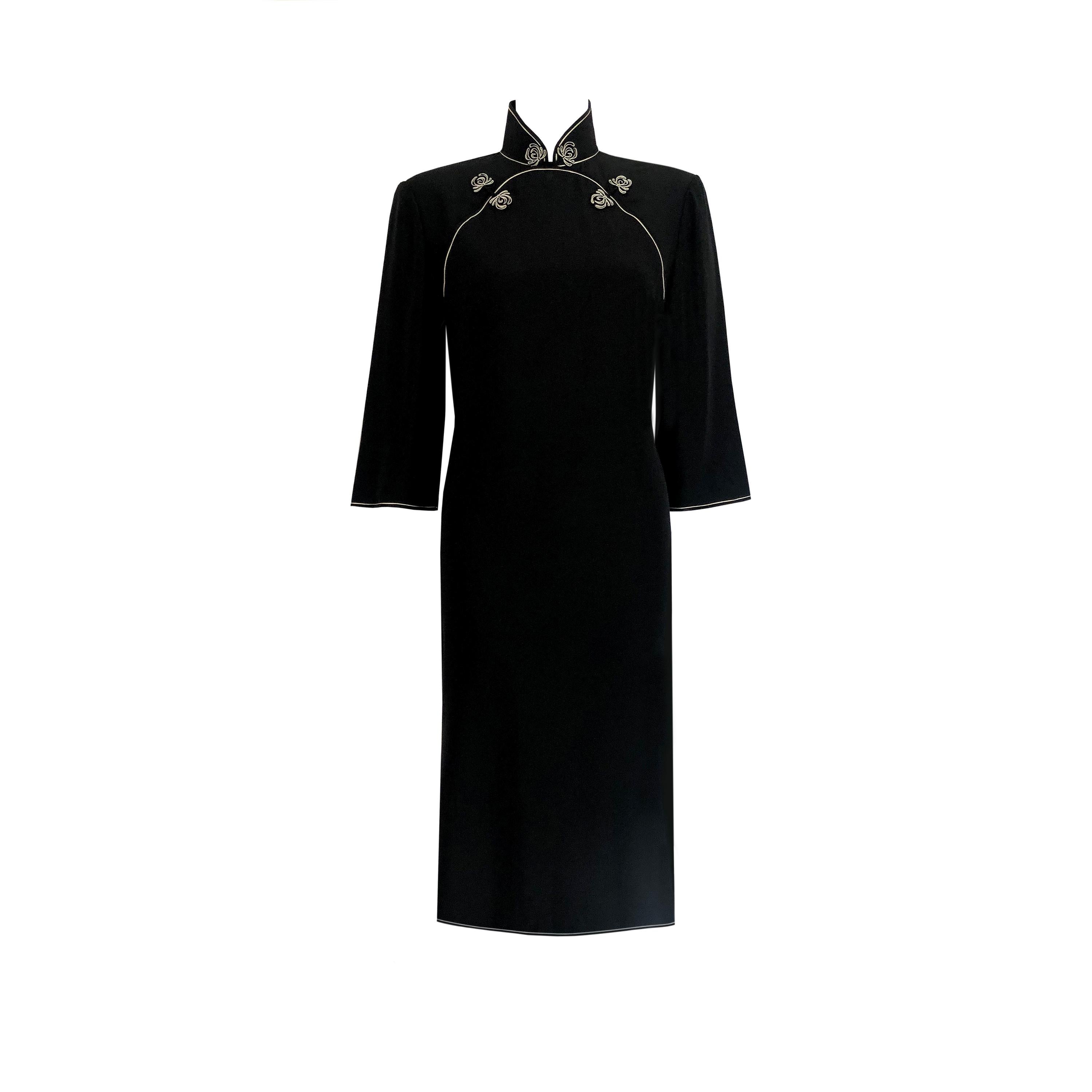 1980s Vintage Silk Dress - Black + White Piping Detail + Floral Buttons -One-Off For Sale 1