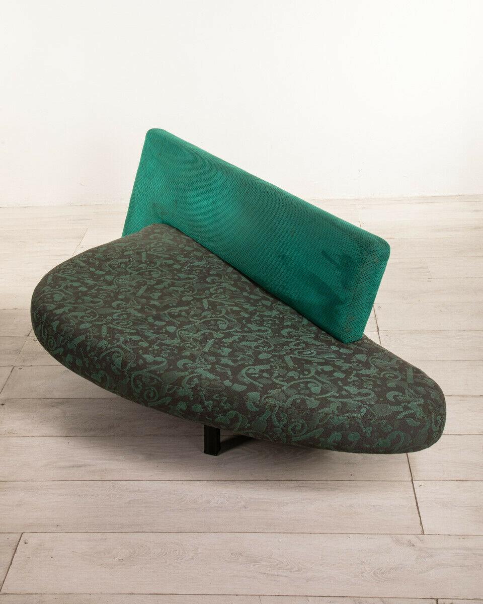 Sofa with back in green velvet with black dots and black seat with green embroideries, has a leg in steel comato and one in black metal. Design Maurizio Saved for Saporiti, 1980s.

CONDITION: In good condition, the fabric shows wear due to