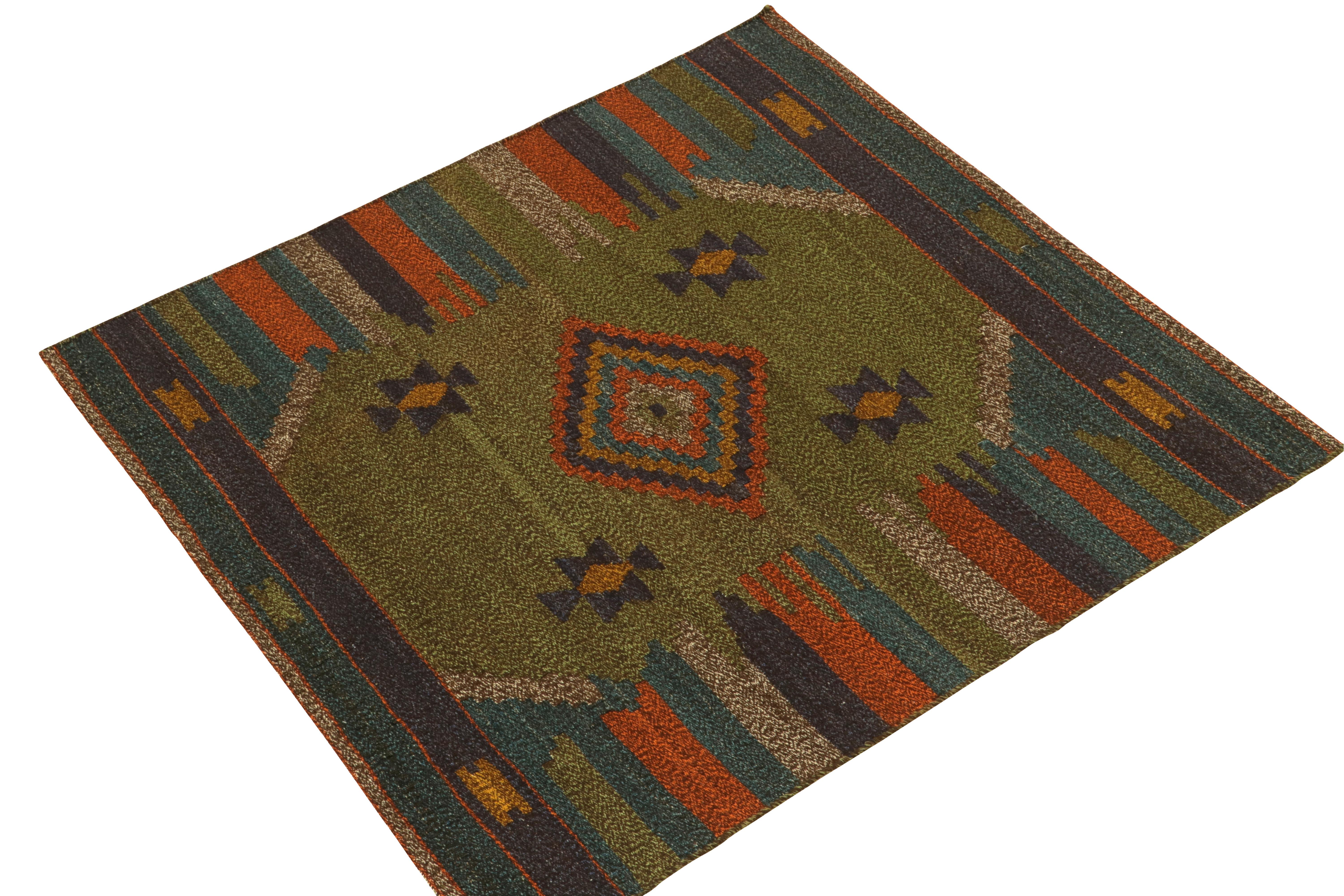 Handwoven in wool circa 1980-1990, from a rare vintage curation of small-sized Kilim rugs joining our tribal classics. A lineage called Sofreh rugs, distinguished among Persian flat weaves for durability and playful hues alike.

The piece carries