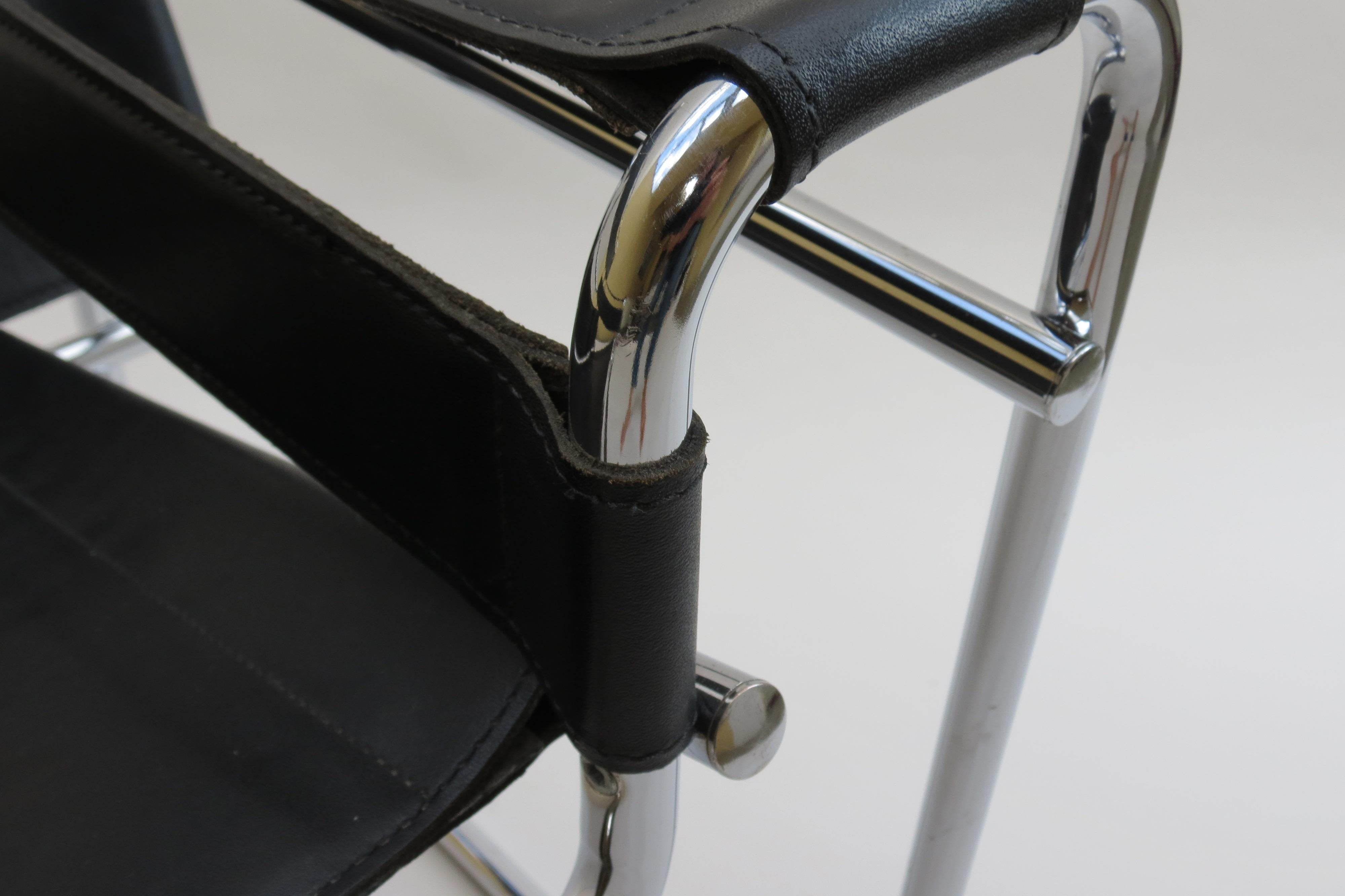 1980s Vintage Wassily B3 Black Leather and Chrome Chair Marcel Breuer 7