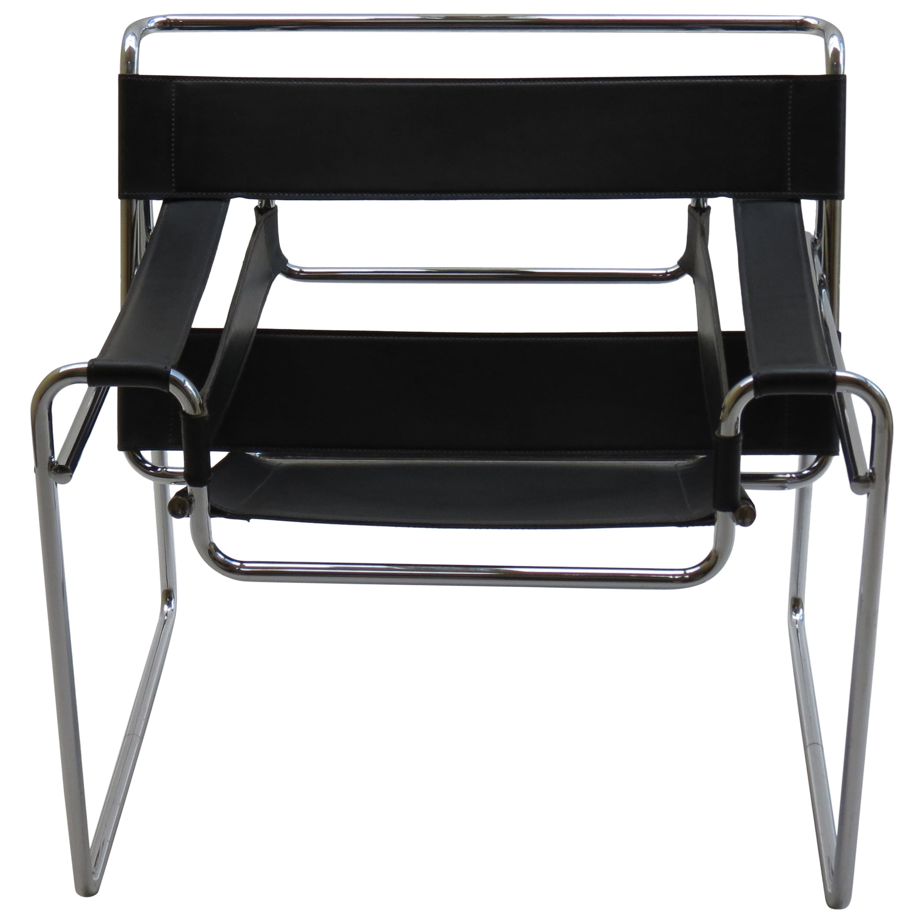 1980s Vintage Wassily B3 Black Leather and Chrome Chair Marcel Breuer