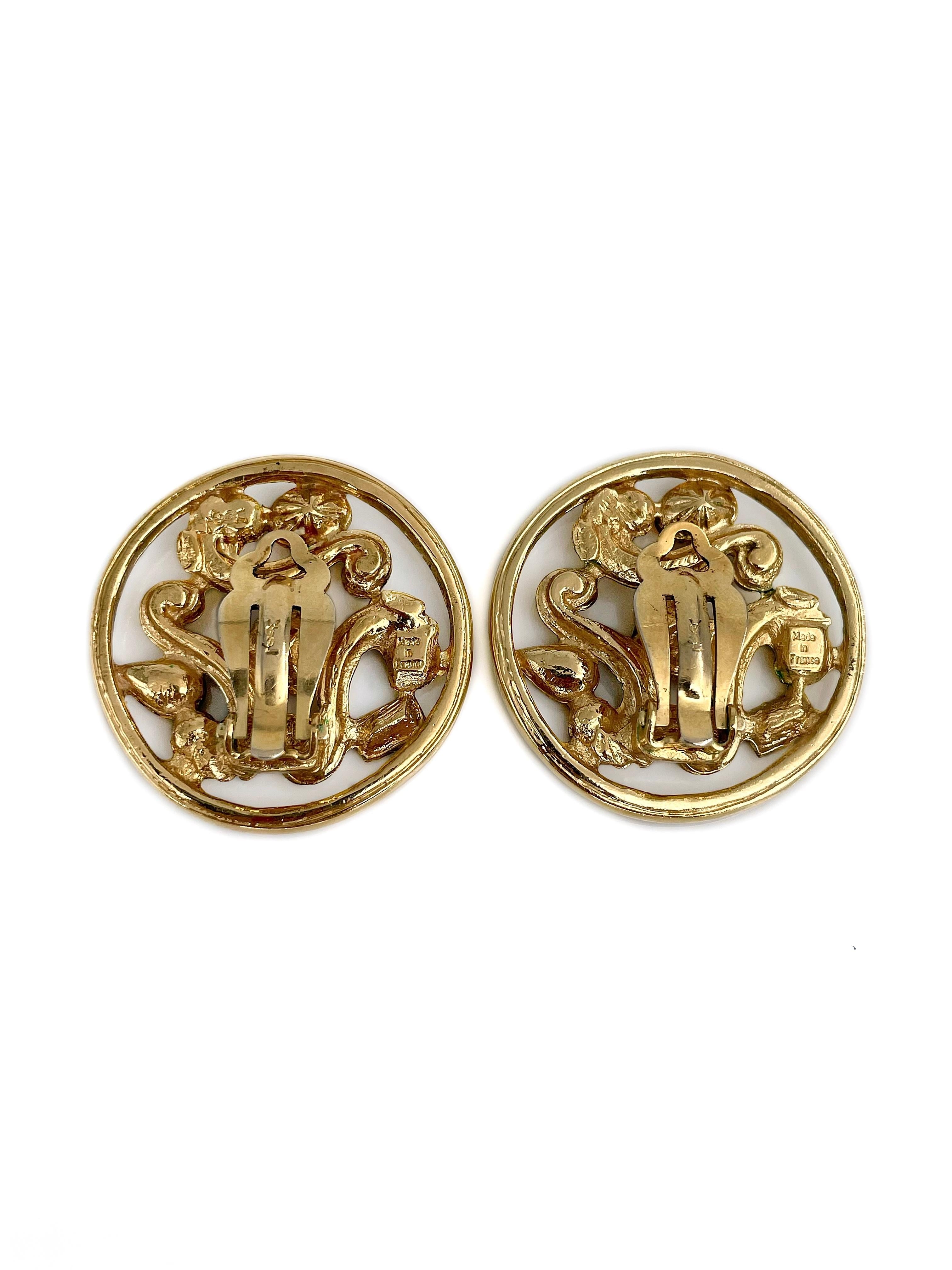 1980er Jahre Vintage Yves Saint Laurent Gold Ton Orange Braun Kristall Clip-On Ohrringe im Angebot 1