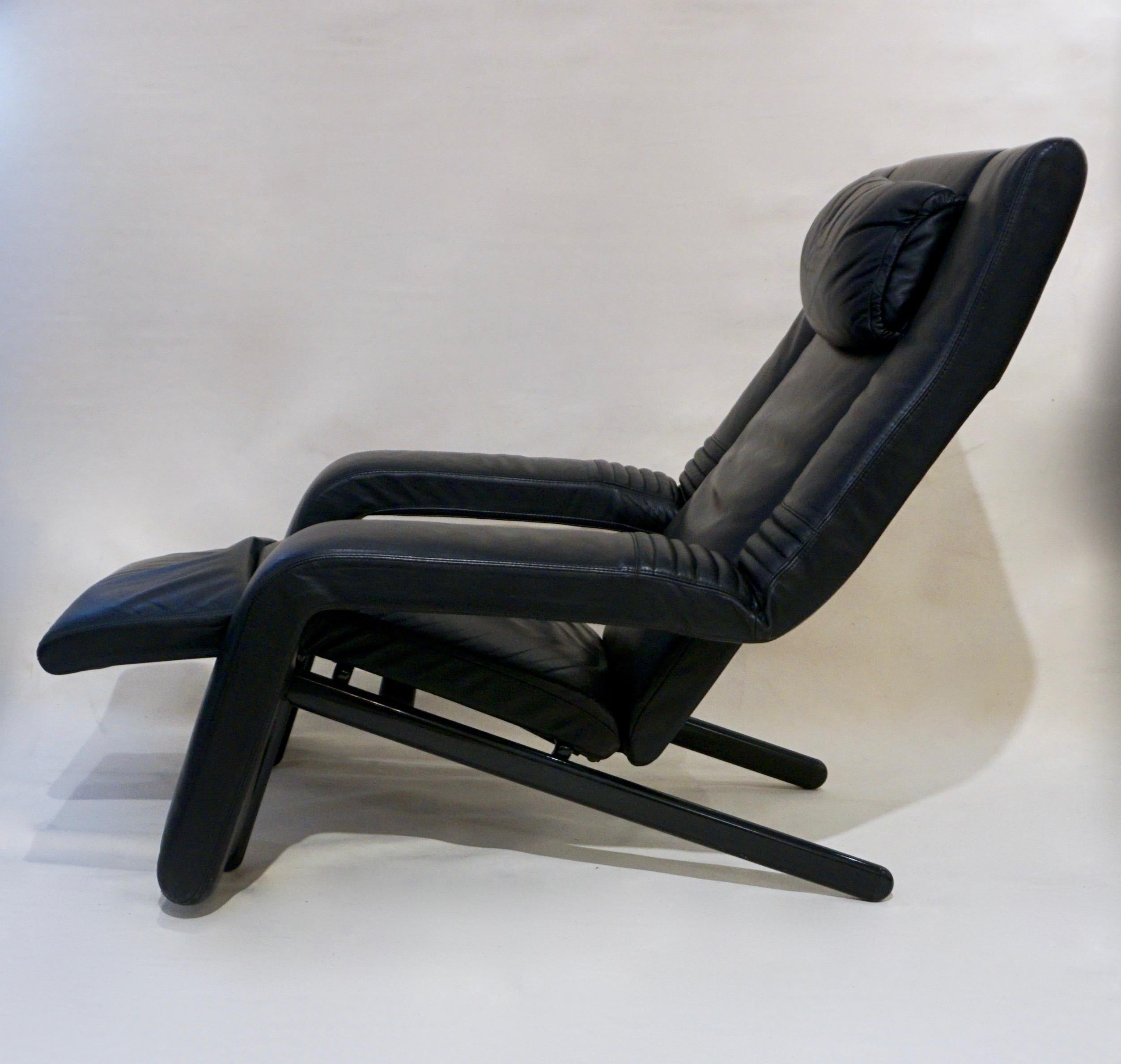 Italian 1980s Vitelli & Ammanati for Brunati Vintage Black Leather Reclining Armchair