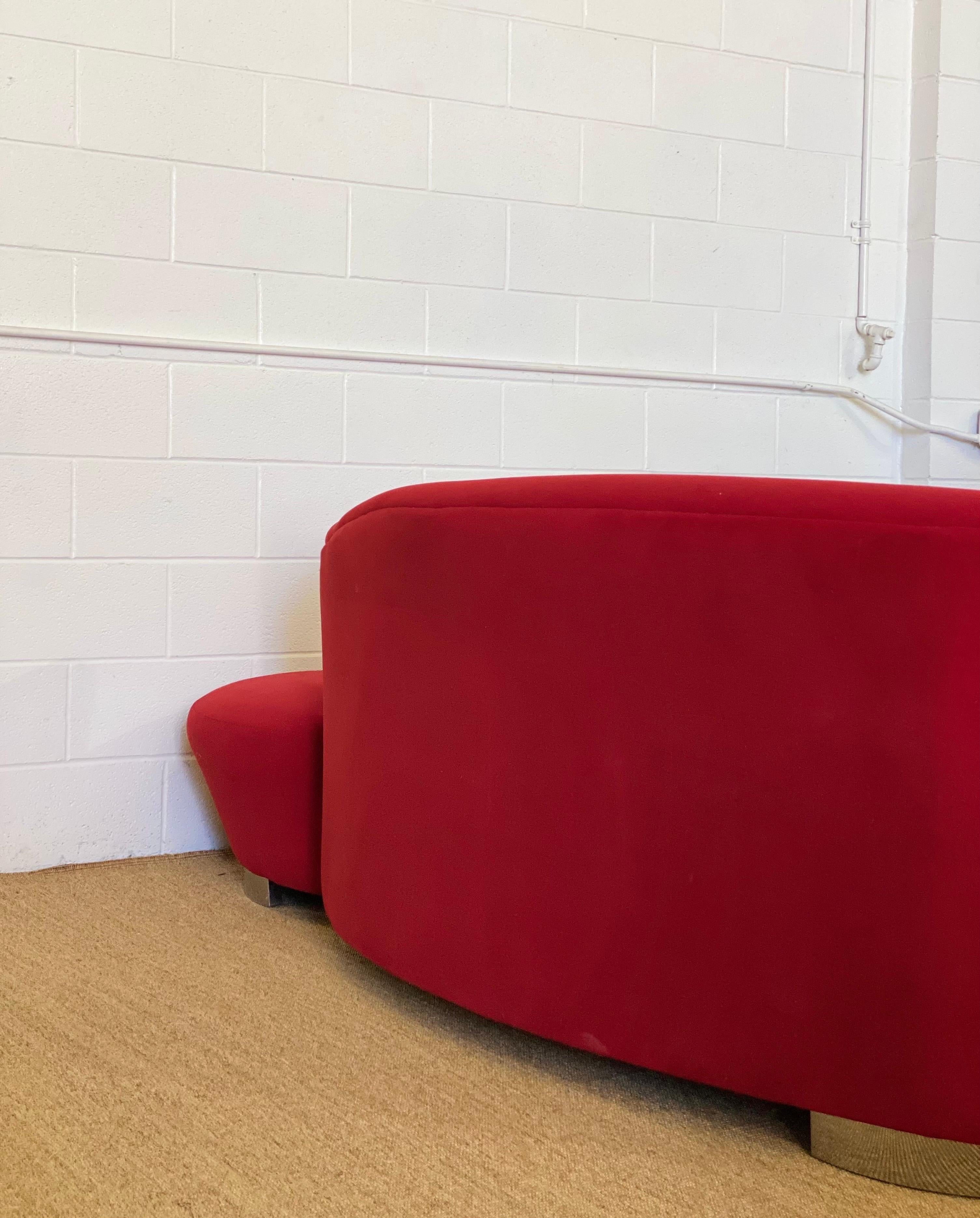 1980s Vintage Curved Cloud Red Sofa For Sale 1