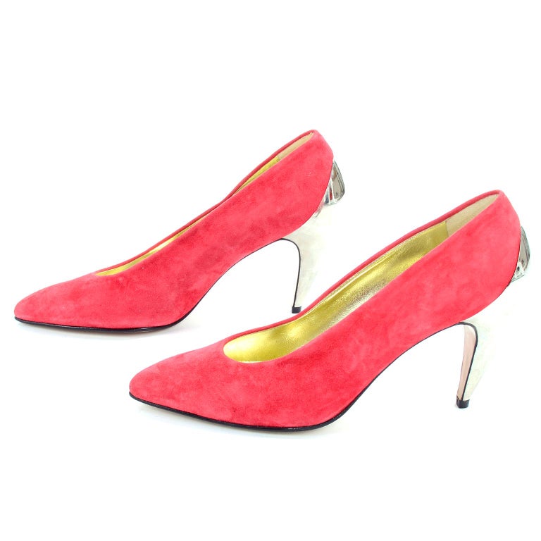 Red 1980s Walter Steiger Vintage Salmon Pink Suede Shoes W Mirrored Silver Heels 7AA For Sale