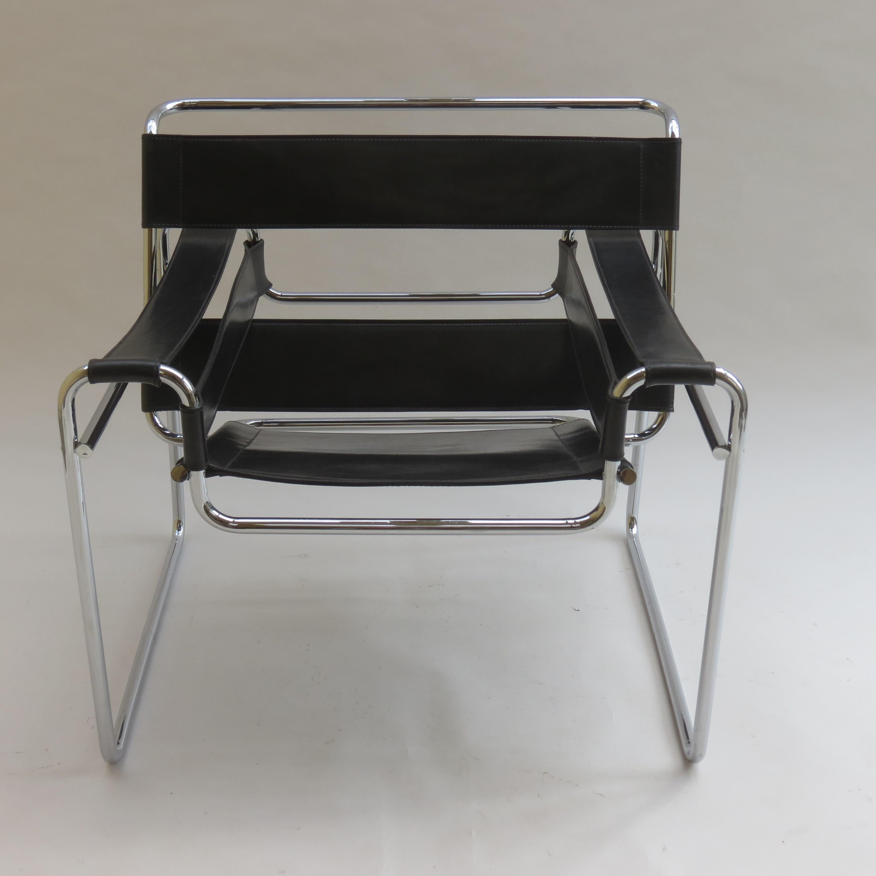 Bauhaus 1980s Wassily B3 Leather and Chrome Chair Marcel Breuer for Knoll